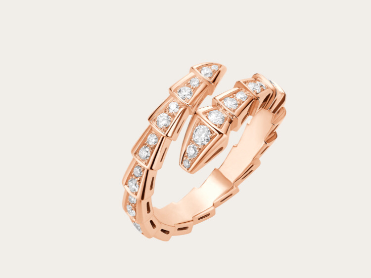 BVLGARI  宝格丽满钻蛇形戒指～爆款亚金版。。❗️❗️细版妖娆的蛇形设计 饰以明亮钻石 更彰显女人