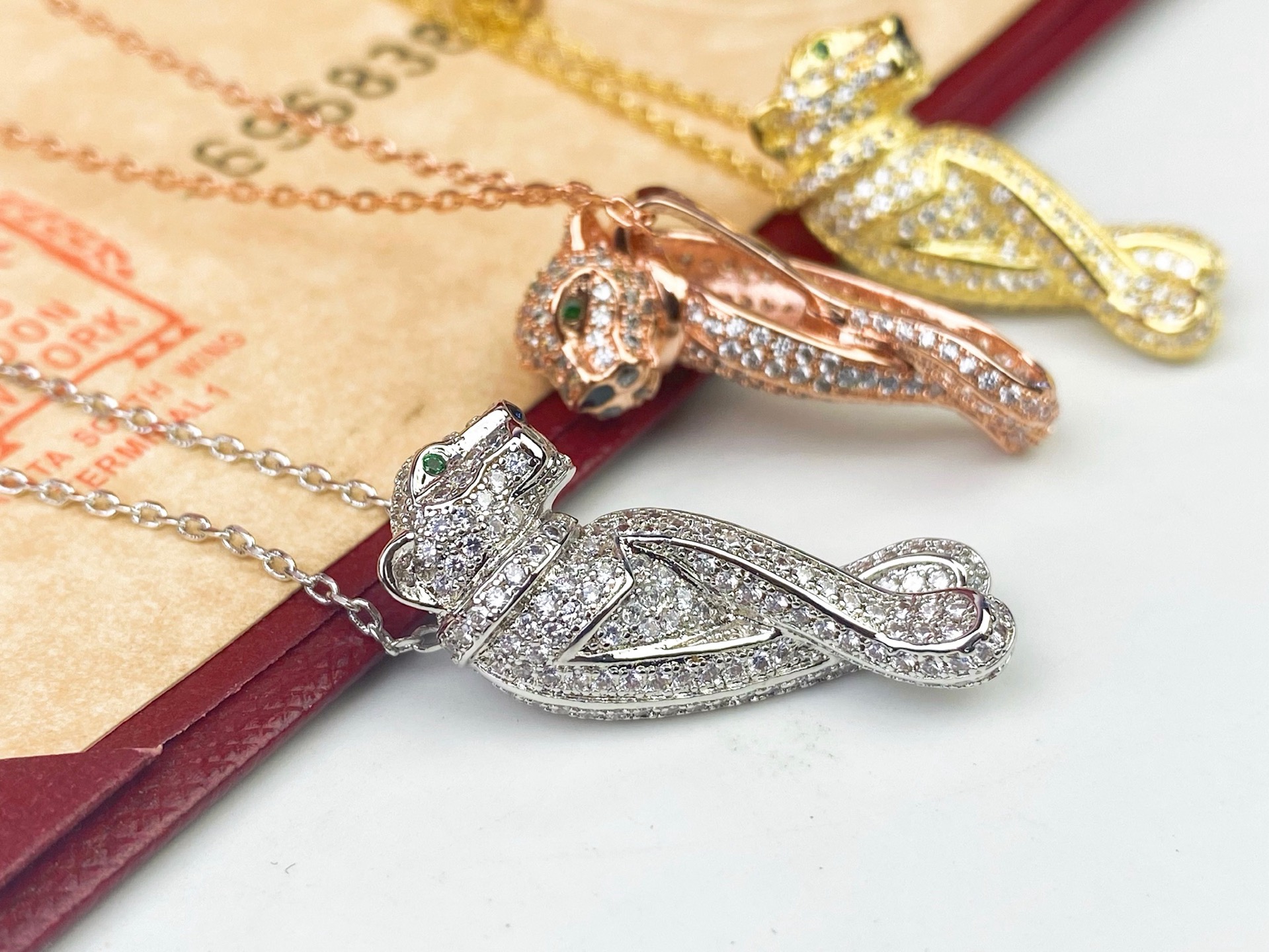 Cartier Cartier 卡地亚豹子满钻