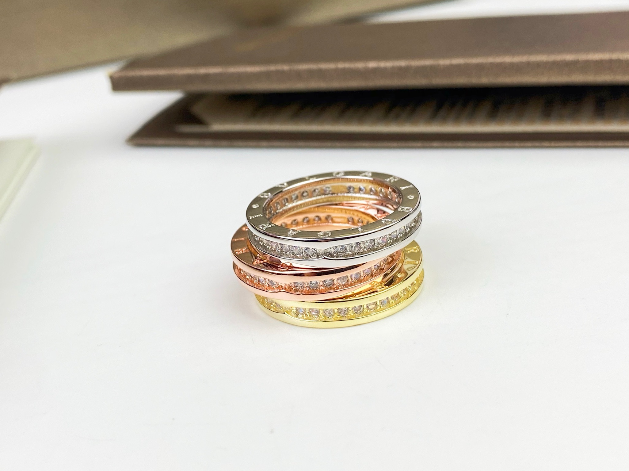 Bvlgari BVLGARI宝格丽B ZERO1