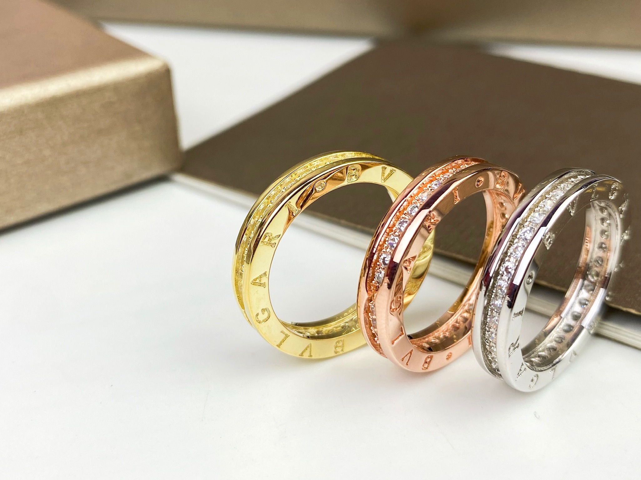 Bvlgari BVLGARI宝格丽B ZERO1