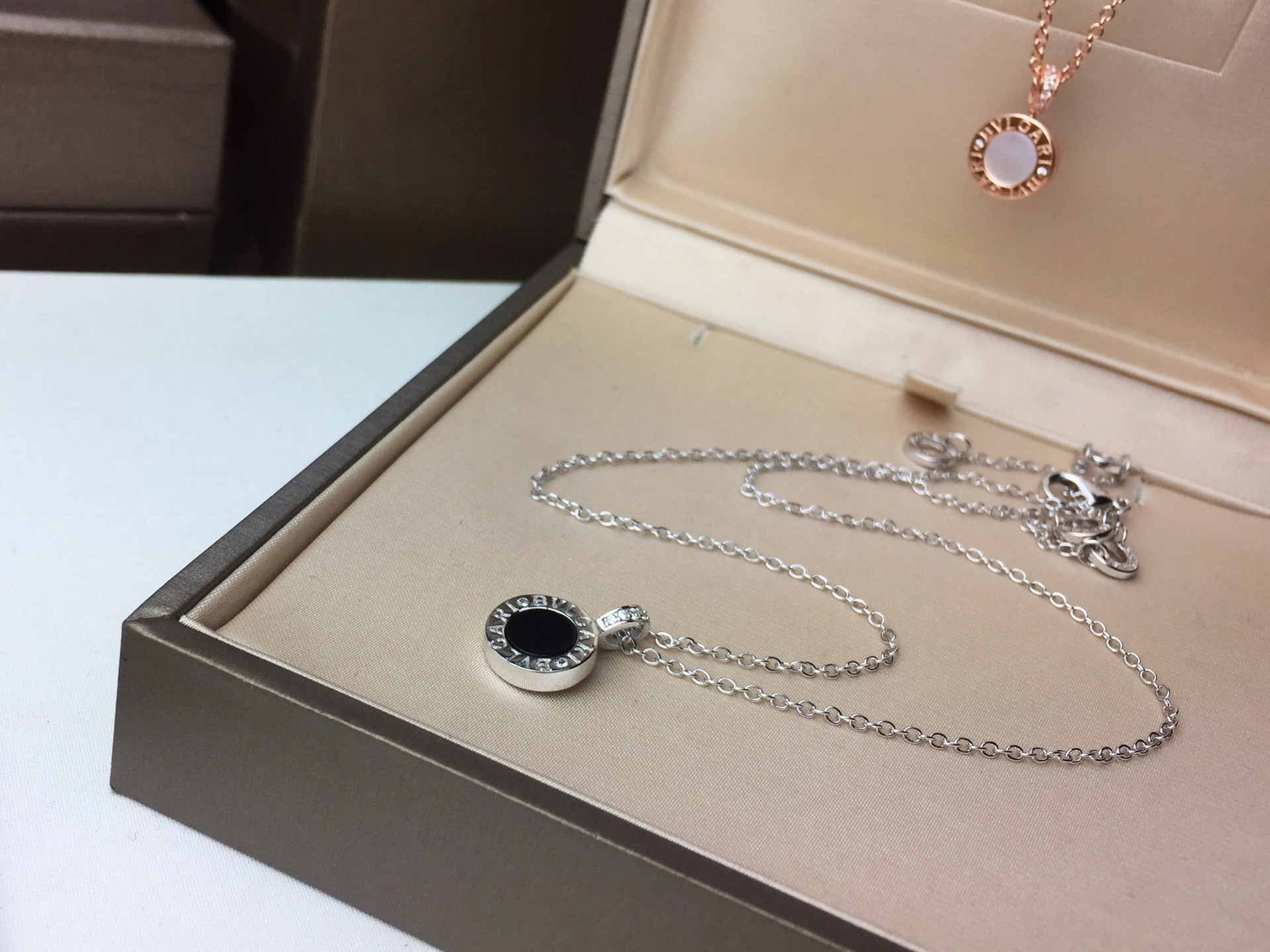 Bvlgari BVLGARI宝格丽 双面翻转项链