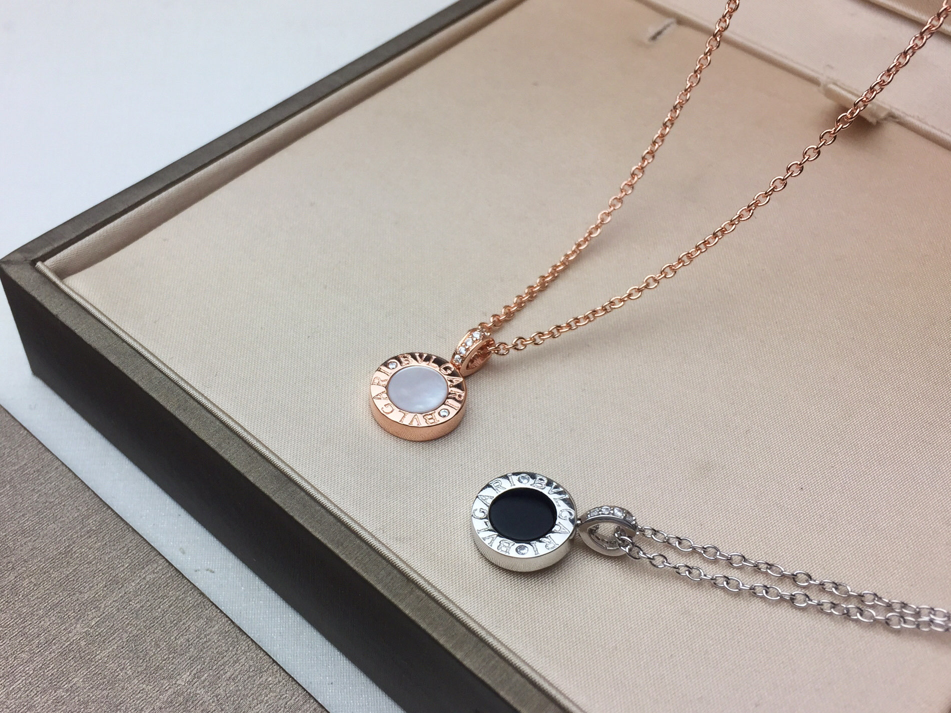 Bvlgari BVLGARI宝格丽 双面翻转项链