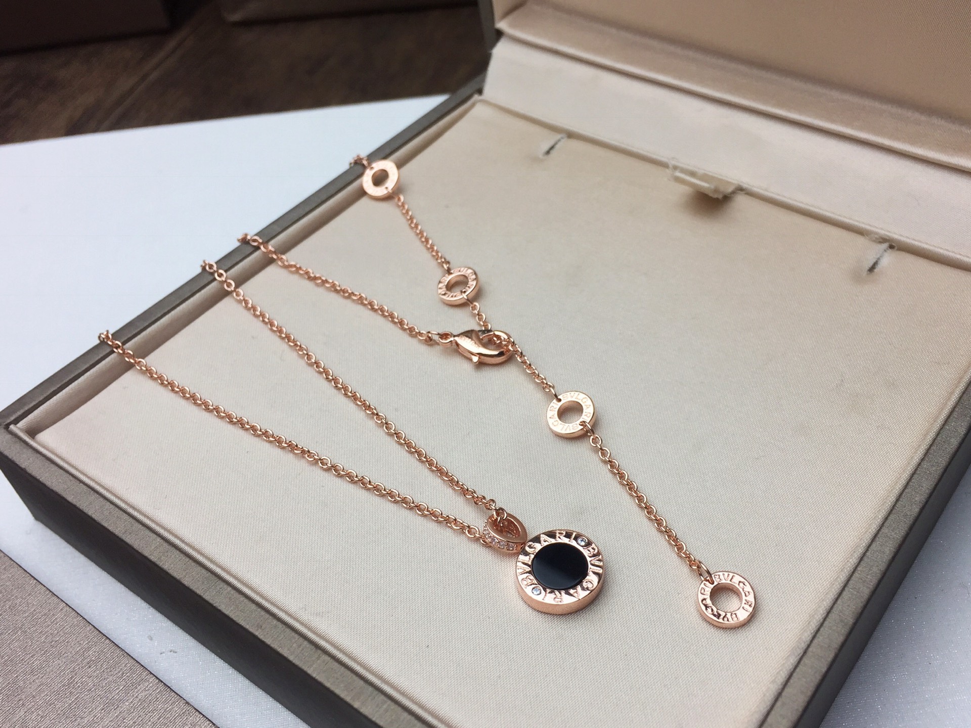 Bvlgari BVLGARI宝格丽 双面翻转项链