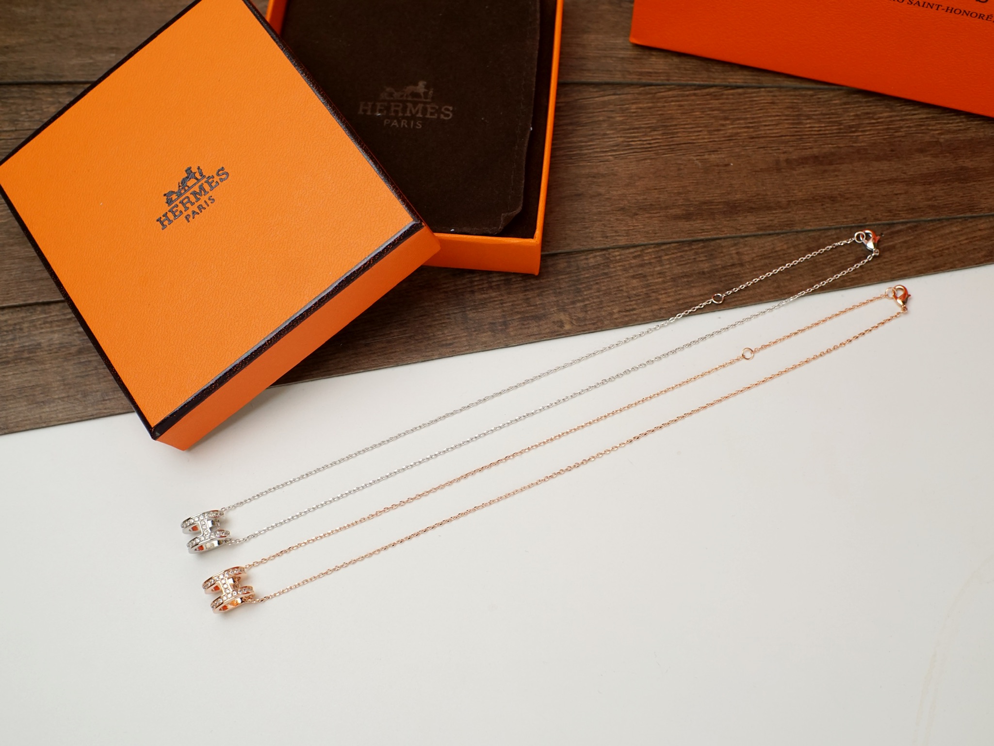 Hermès 爱马仕H满钻弧形锁骨链 众多 H 家高端定制 超精赞 各路女神 明星 同款 上身真的赞爆