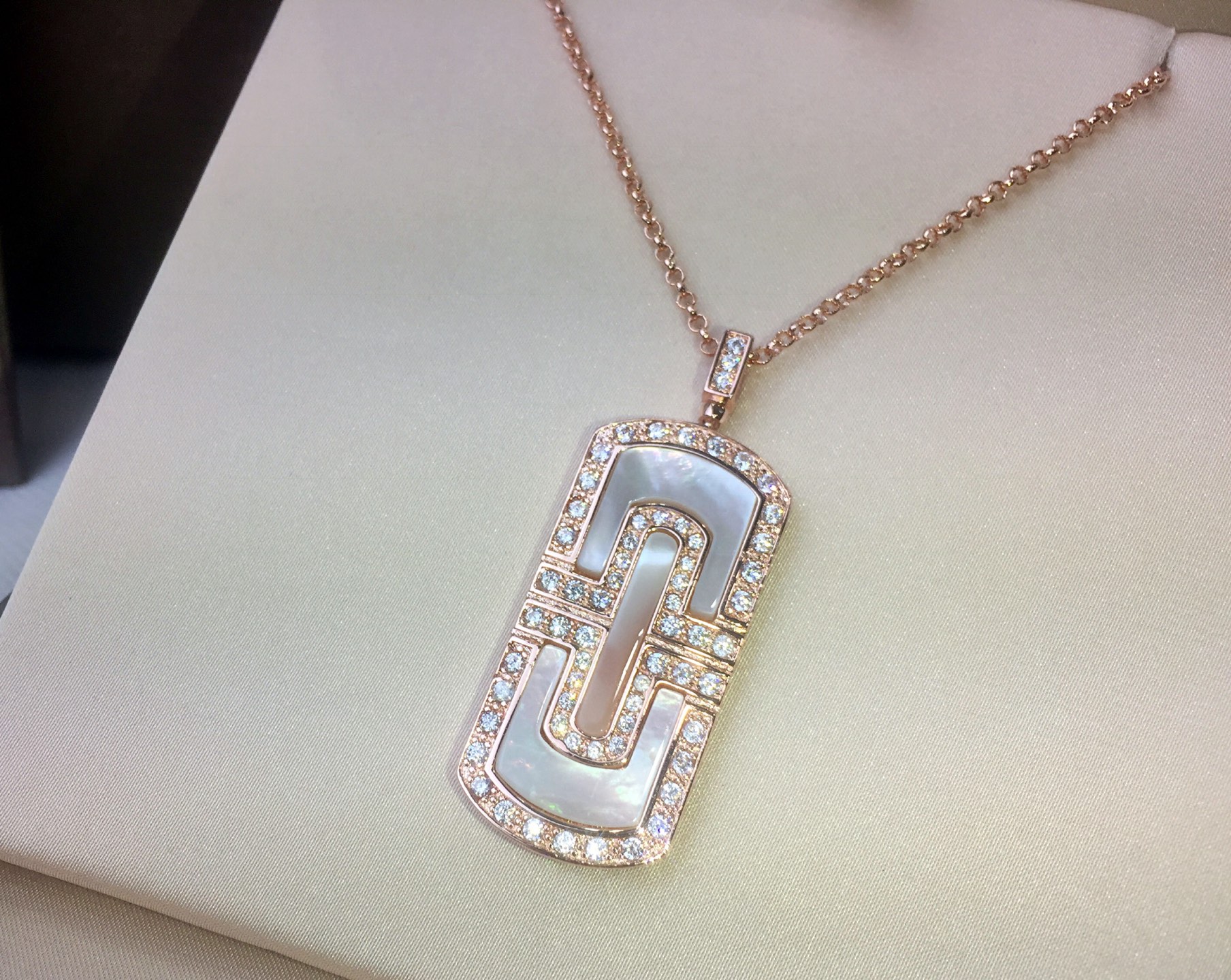Bvlgari BVLGARI宝格丽回形贝壳情侣项链