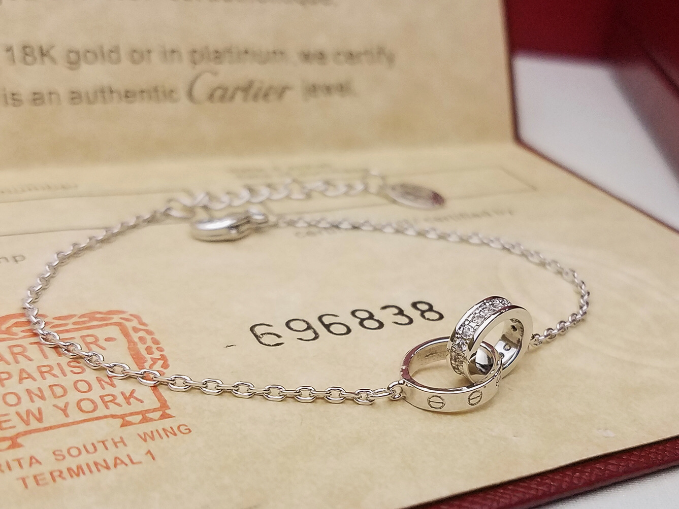 Cartier Cartier卡地亚双环手链 打造高端定制 亚金微镶满钻手链 师傅精湛的镶工