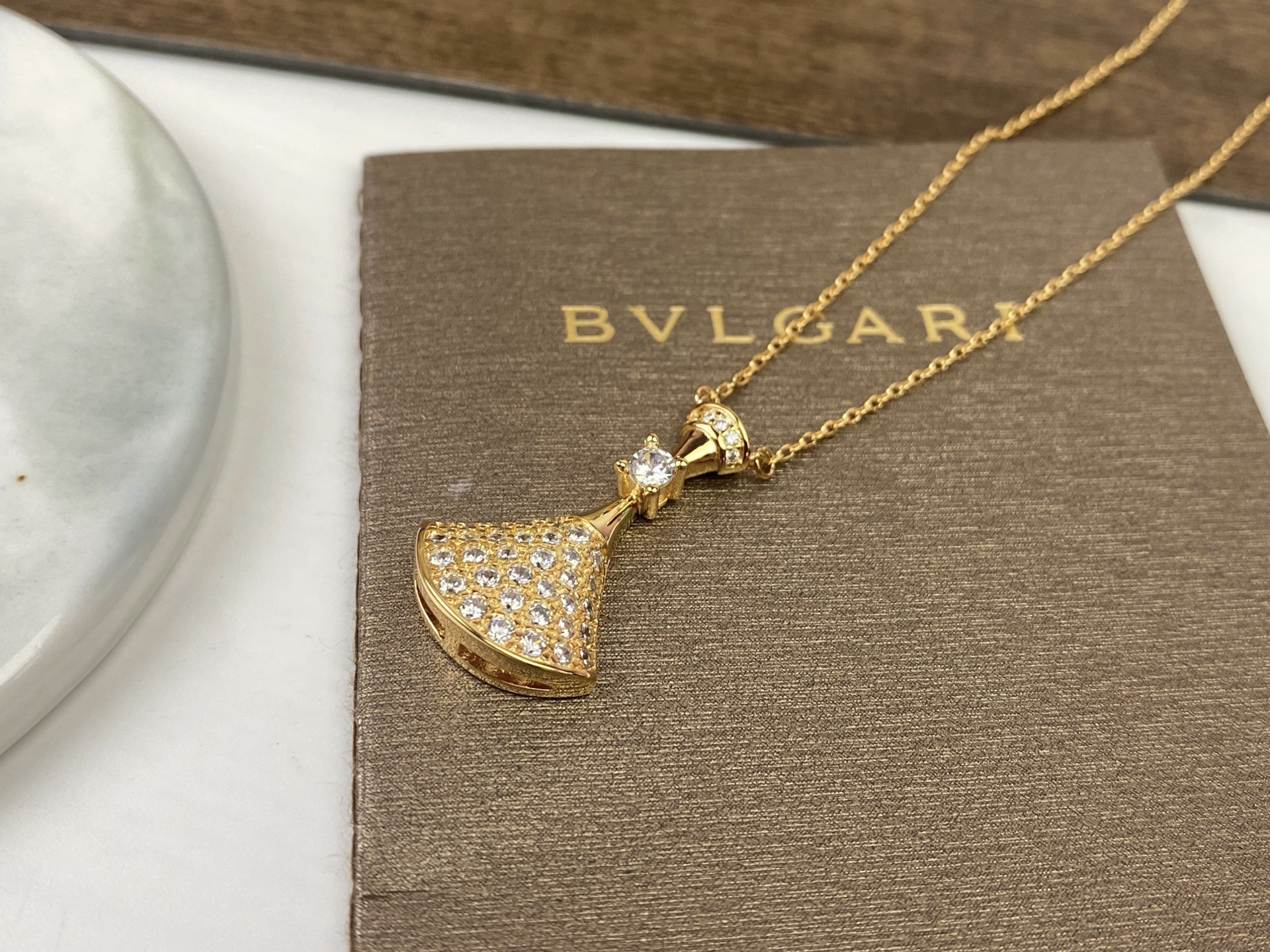 Bvlgari BVLGARI 宝格丽满钻diva