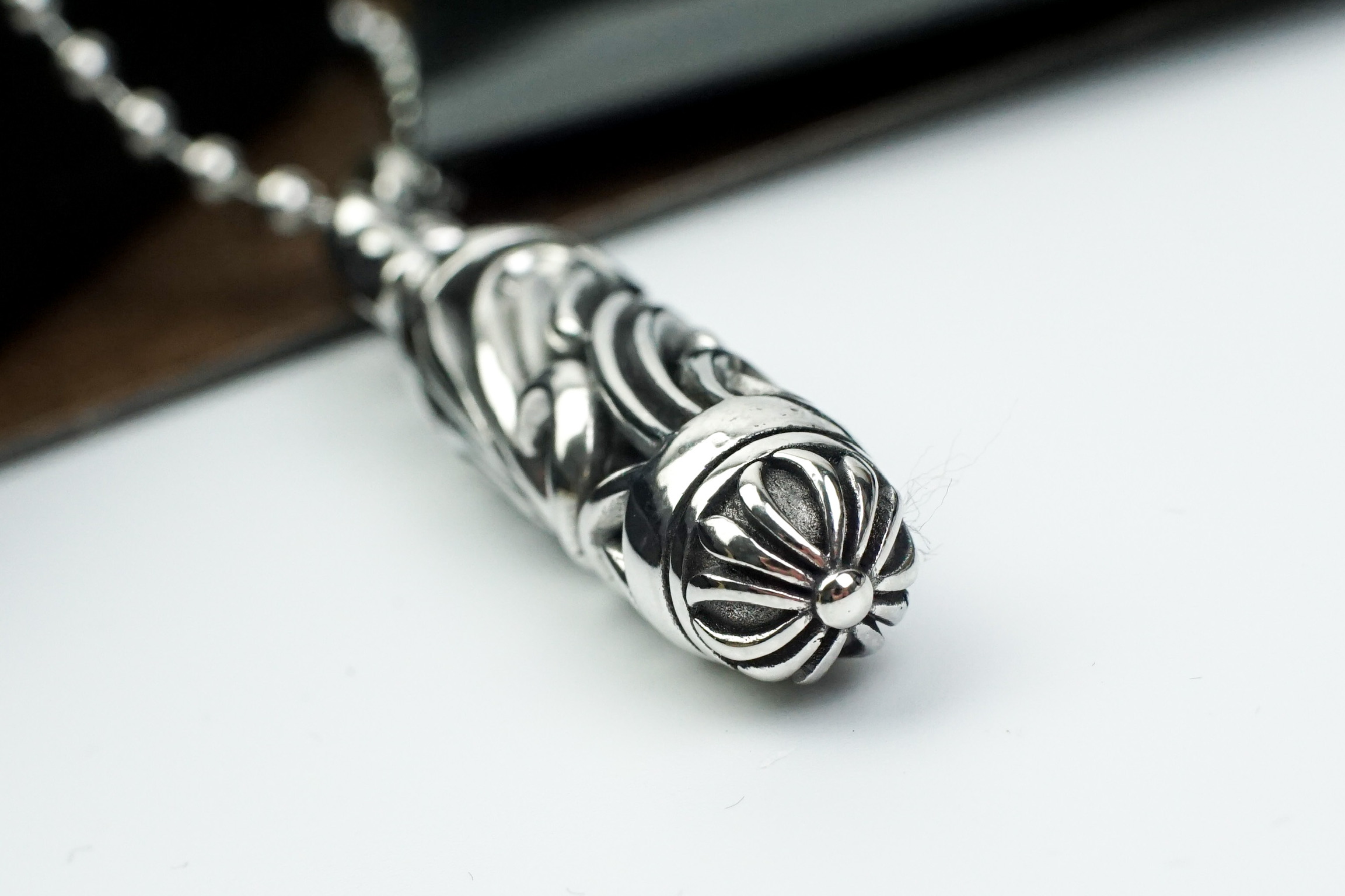 Chrome Hearts CHrome Hearts 克罗心圆柱藤花吊坠项链 潮流 款 炸街单品 做旧工艺 链长70cm