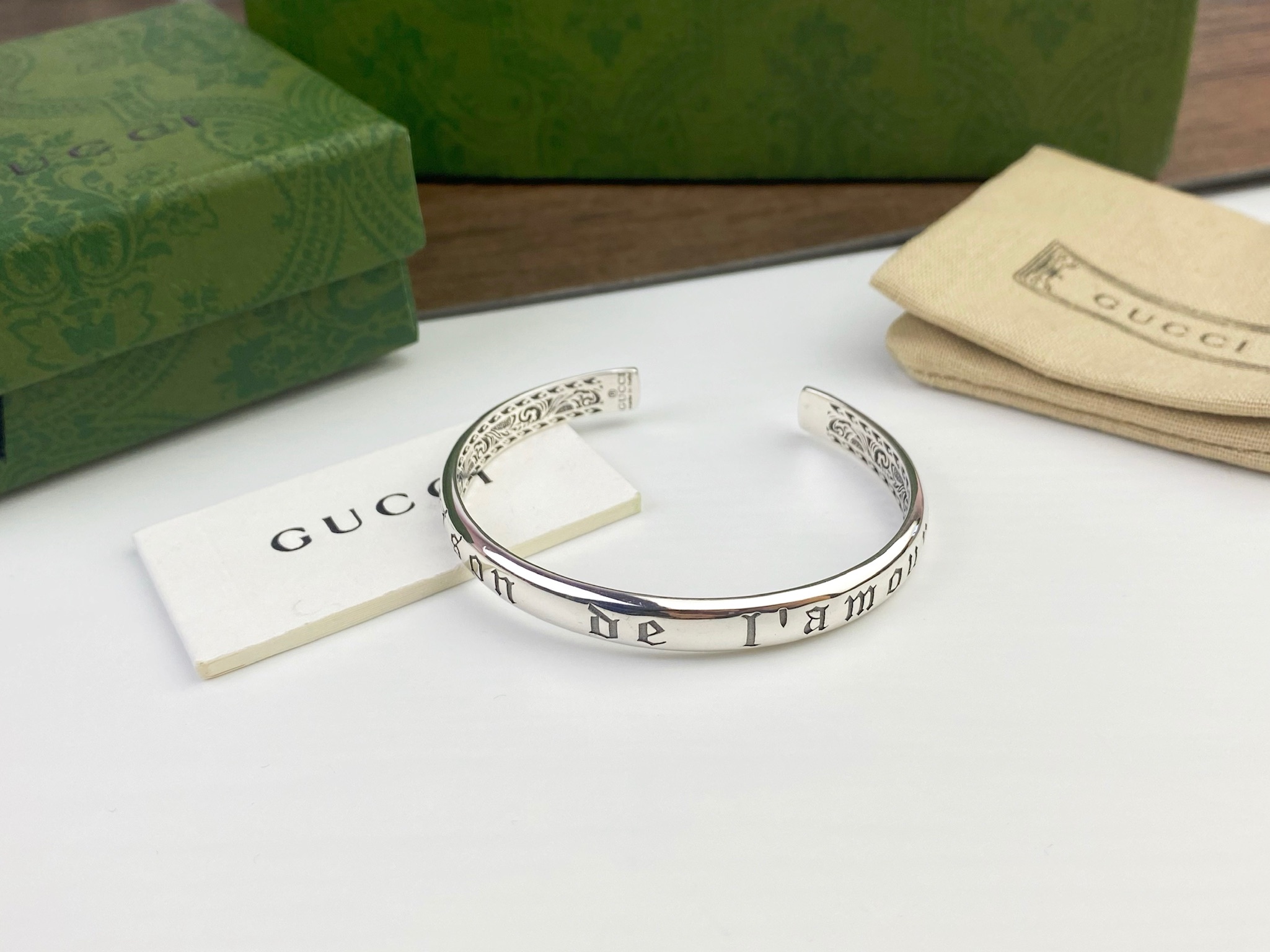 💓GUCCI古奇手镯。Maison de l Amour 手镯 低调耐看 超级百搭😍情侣同款配饰P