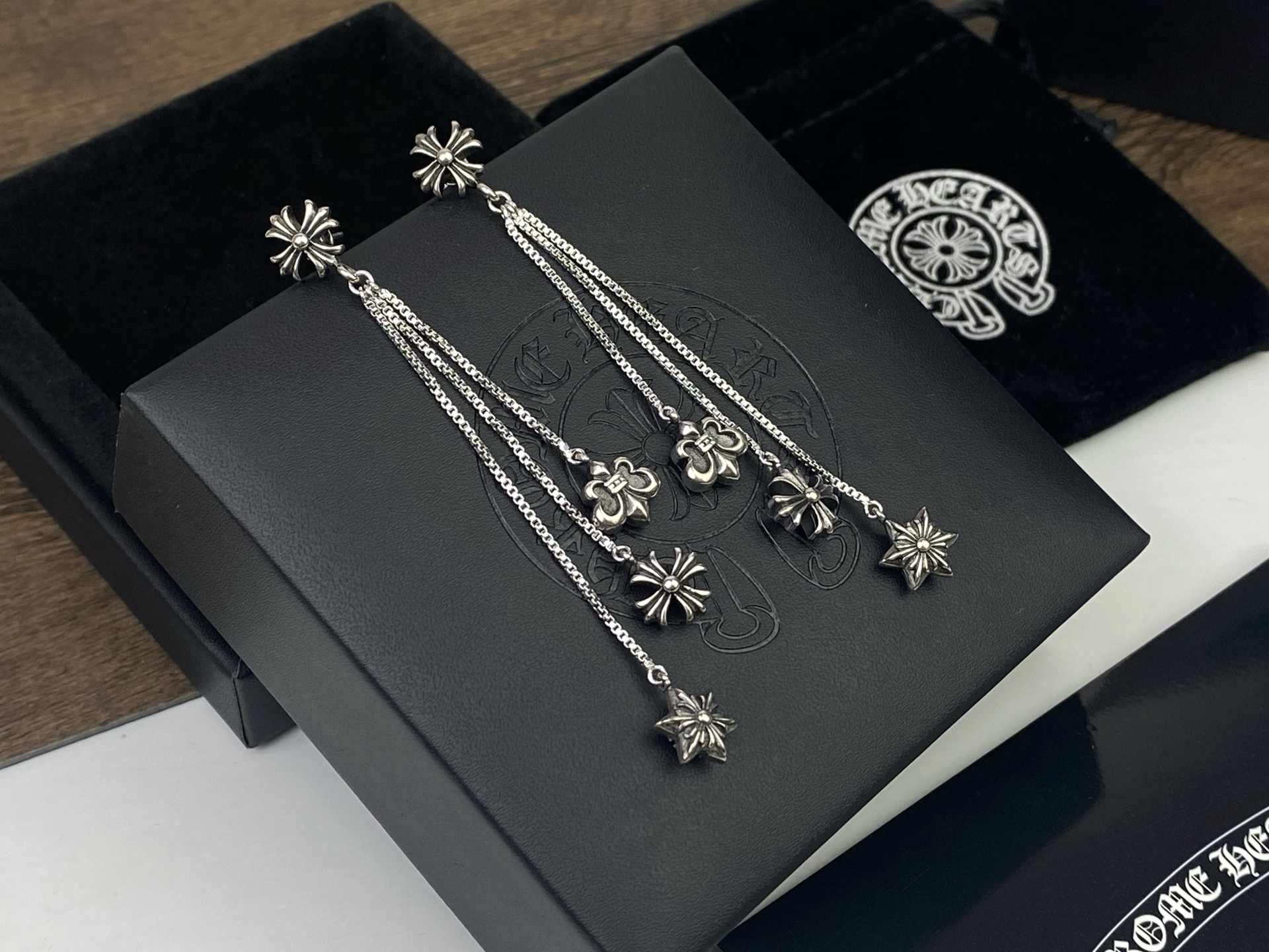 Chrome Hearts He@rts 克罗心流苏耳环～ 开模 明星 同款 潮女 亚金材质