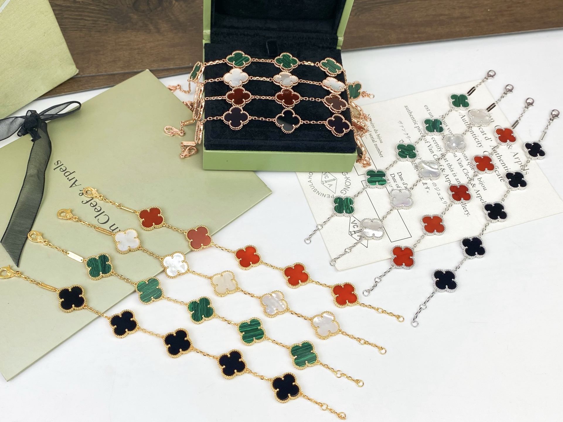 China Replica VCA Jewelry VCAES0406-555