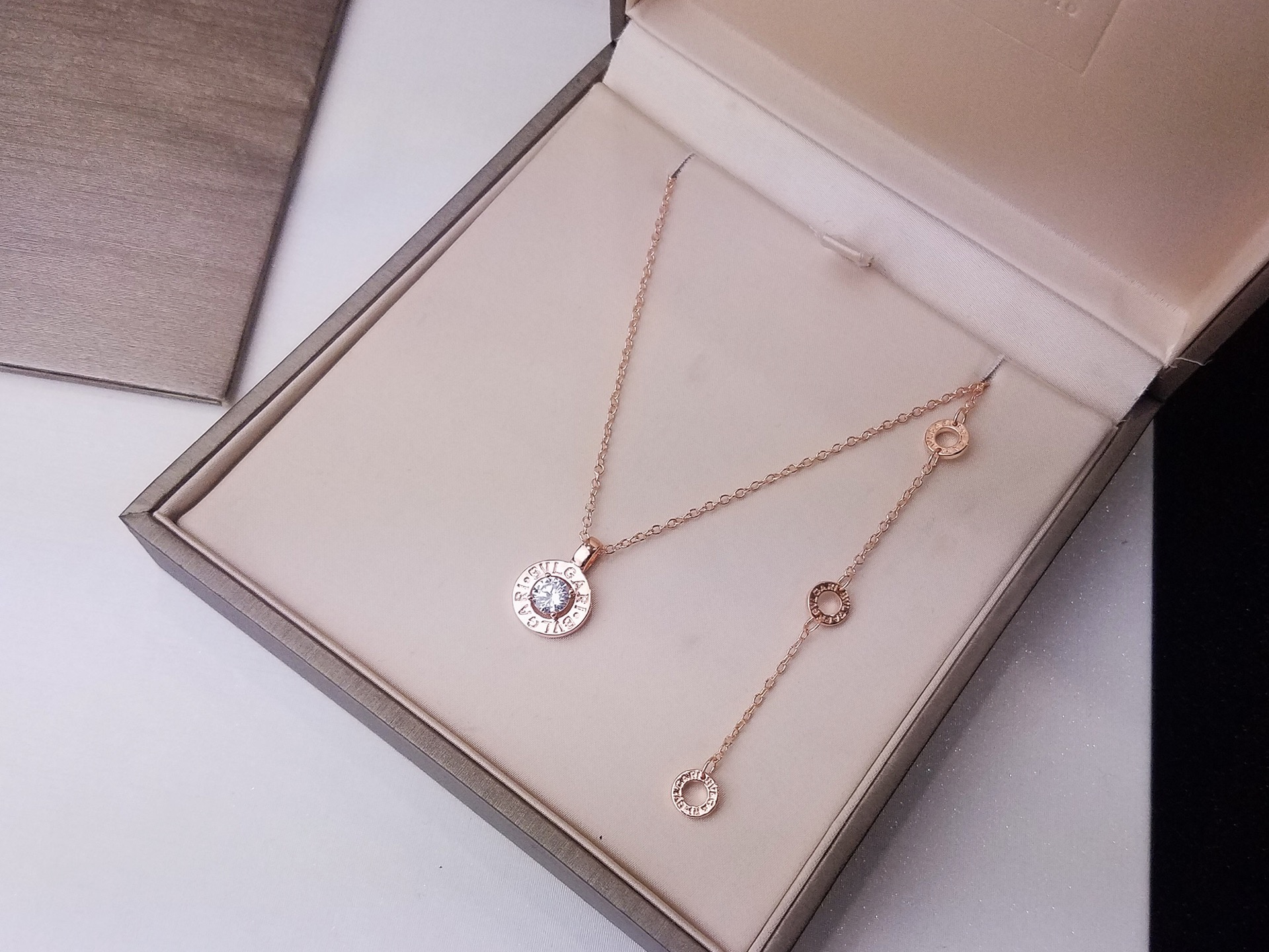 Bvlgari BVLGARI宝格丽圆环钻石项链