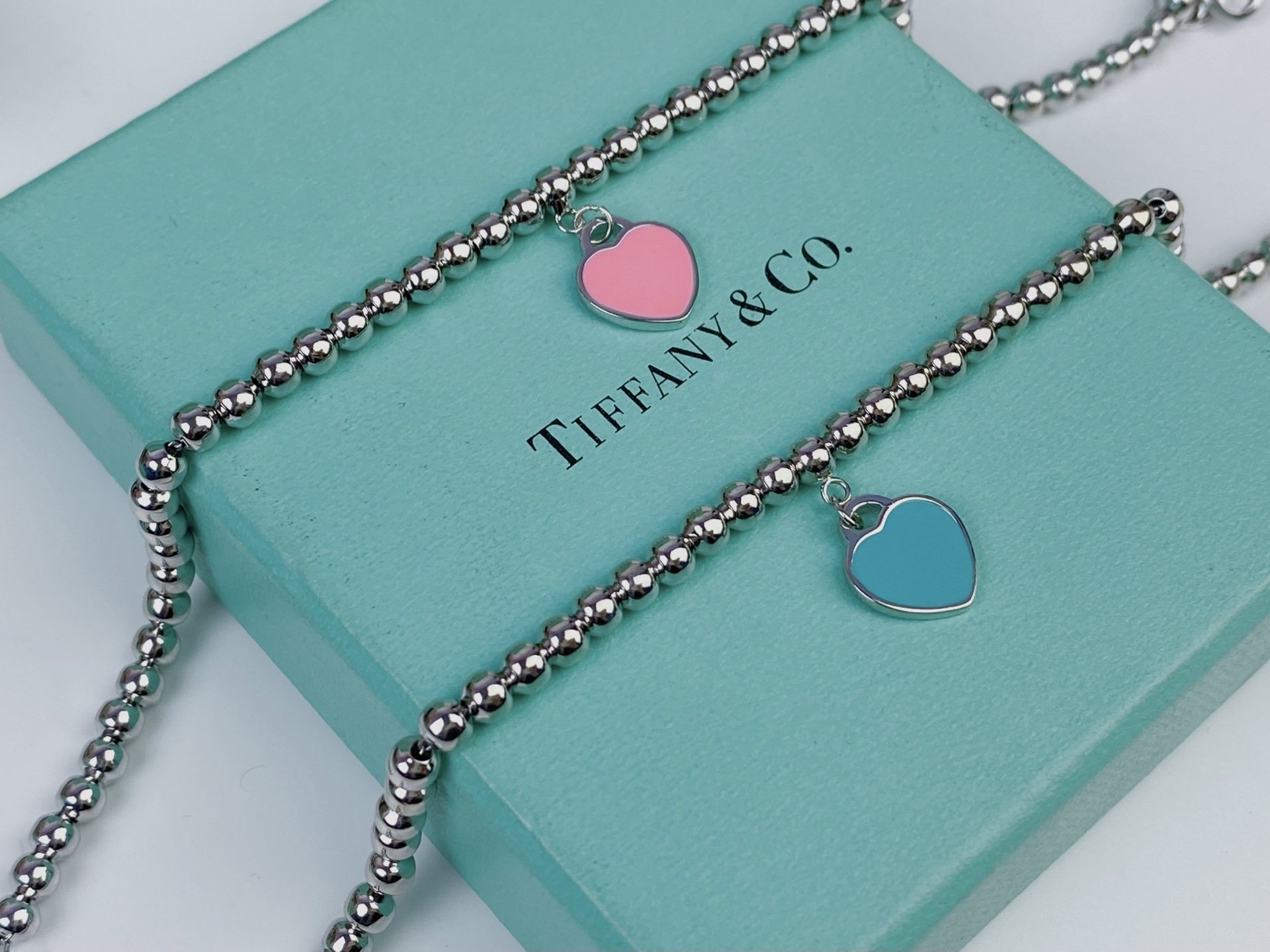 Tiffany & Co. Tiffany蒂芙尼桃心 珠子手链 高端亚金工艺～独家 ，珠子饱满有光泽 女神 款