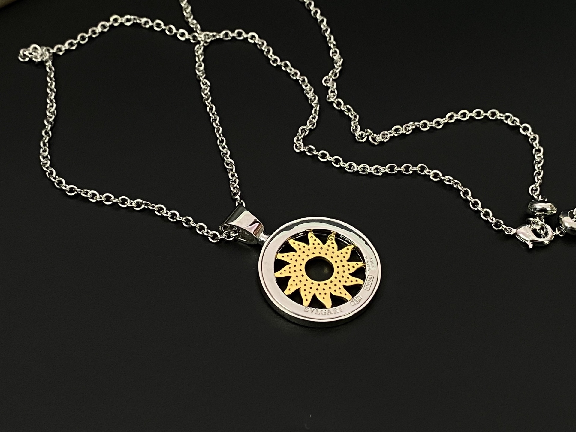 Bvlgari BVLGARI宝格丽镶钻旋转太阳项链