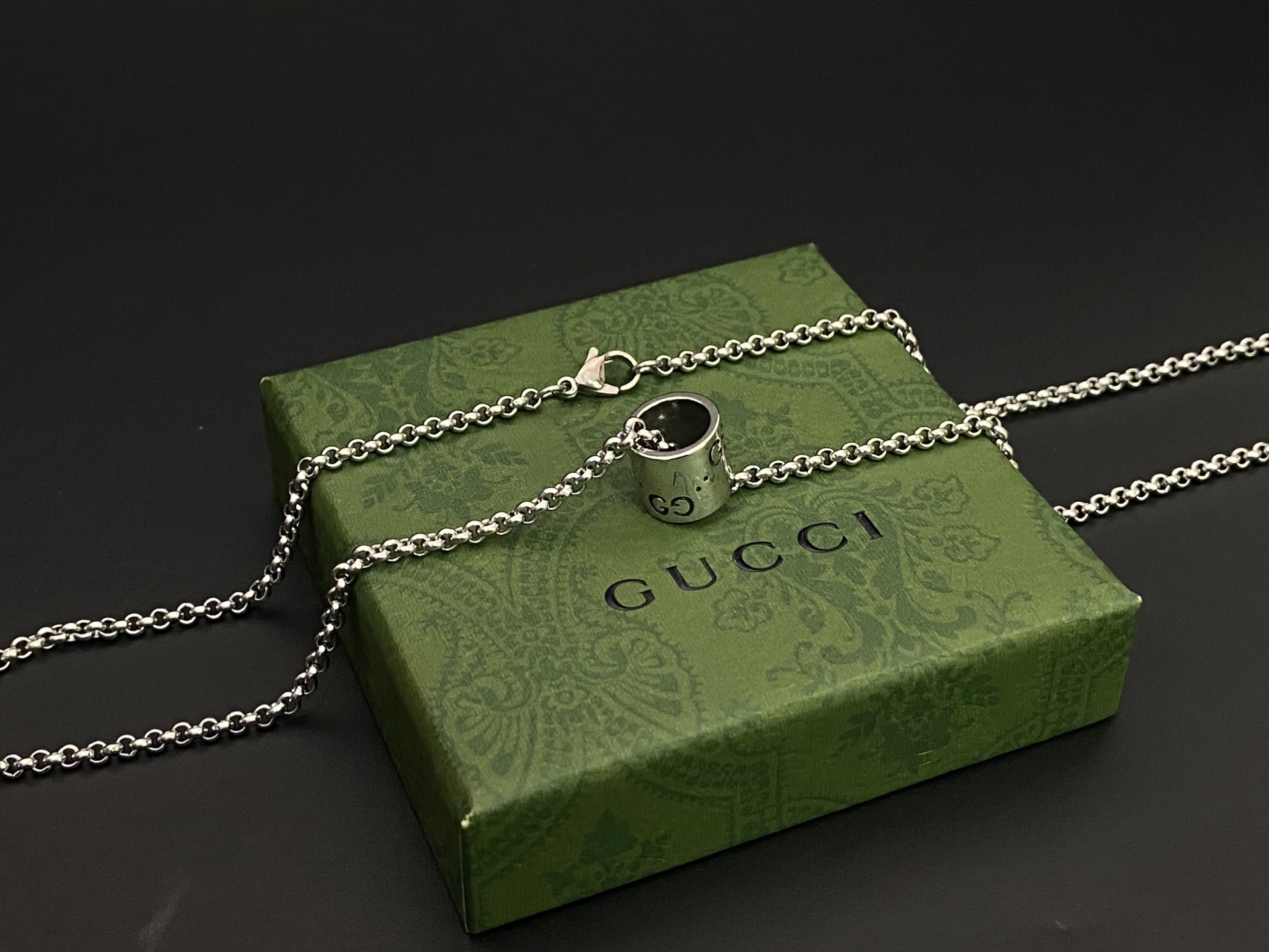 Gucci Gucci古奇双G圆筒项链⭕ 纯粹而神秘 独特工艺 logo融入突出设计 推荐 单品