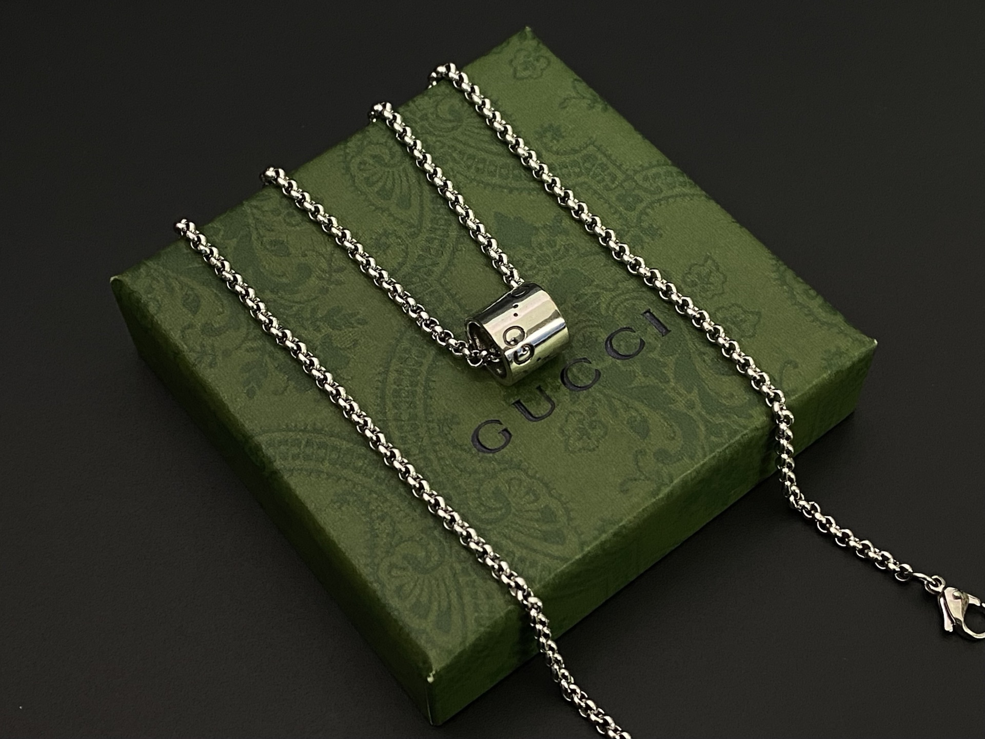 Gucci Gucci古奇双G圆筒项链⭕ 纯粹而神秘 独特工艺 logo融入突出设计 推荐 单品