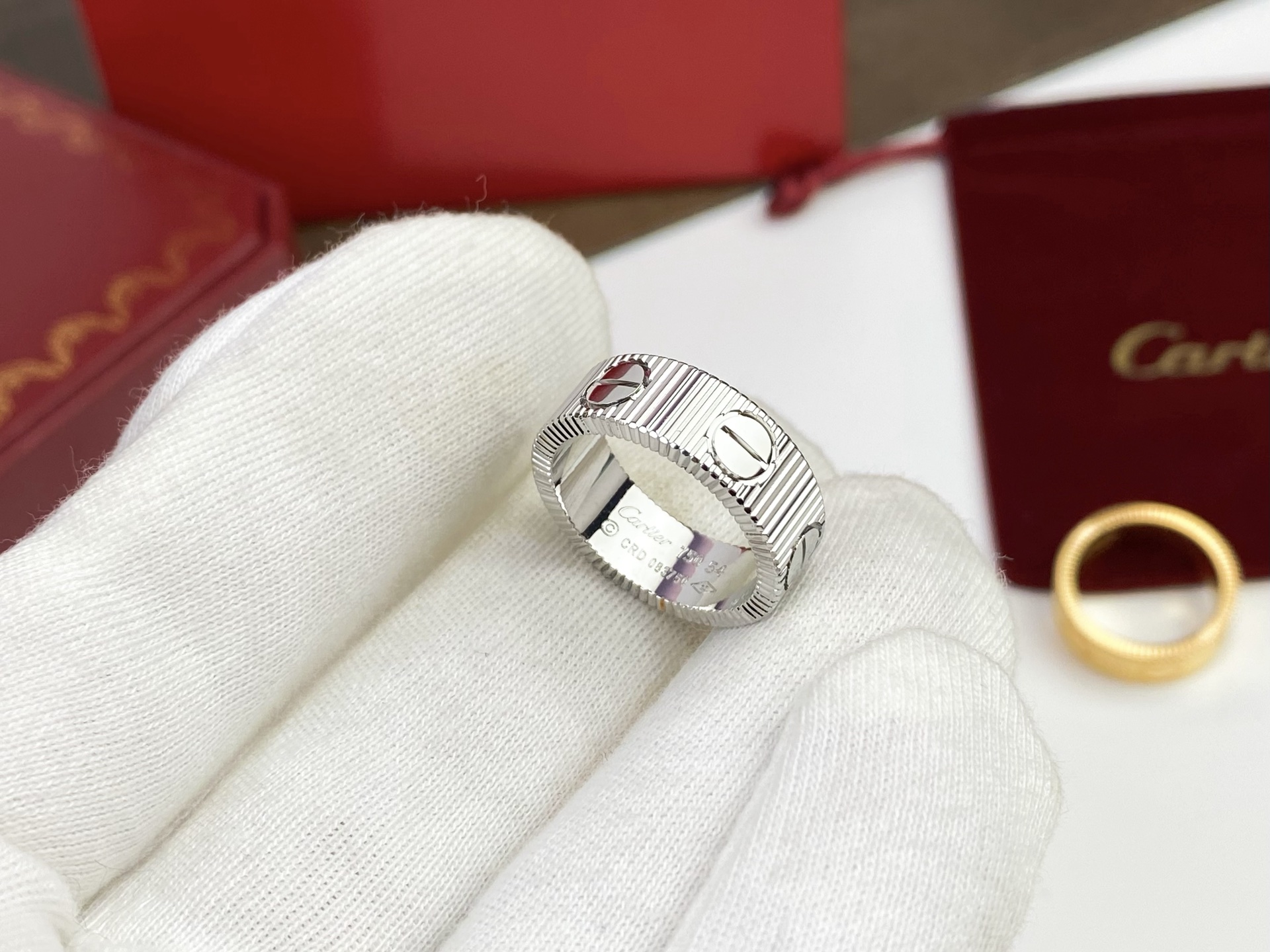 Cartier. 卡地亚 戒指LOVE 最新款love戒指 😘  金色玫瑰金银色戒指💍#6789码P