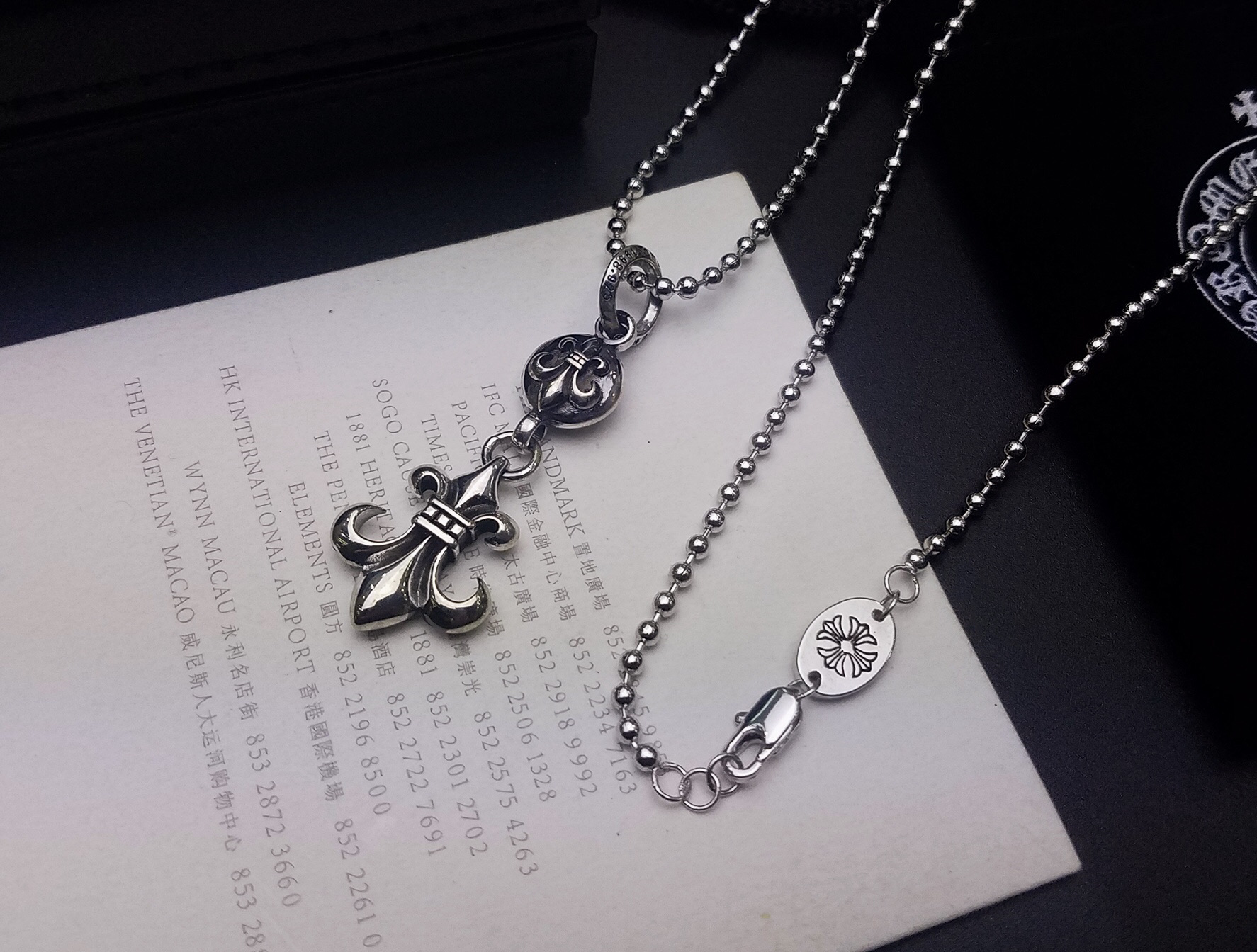 Chrome Hearts Chrome He@rts 克罗心 船锚项链 ～世界 潮牌～雕刻花形圆珠吊船锚造型 典雅范