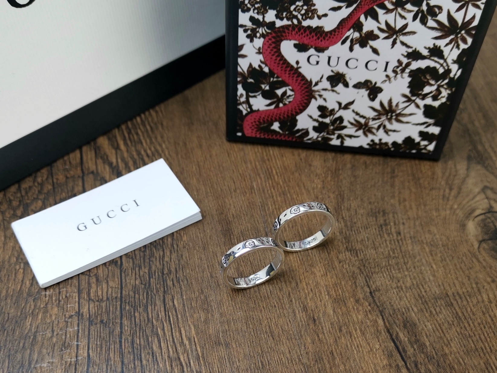 Gucci Gucci古驰 GucciGhost图案戒指 最终成品是两种文化水乳交融