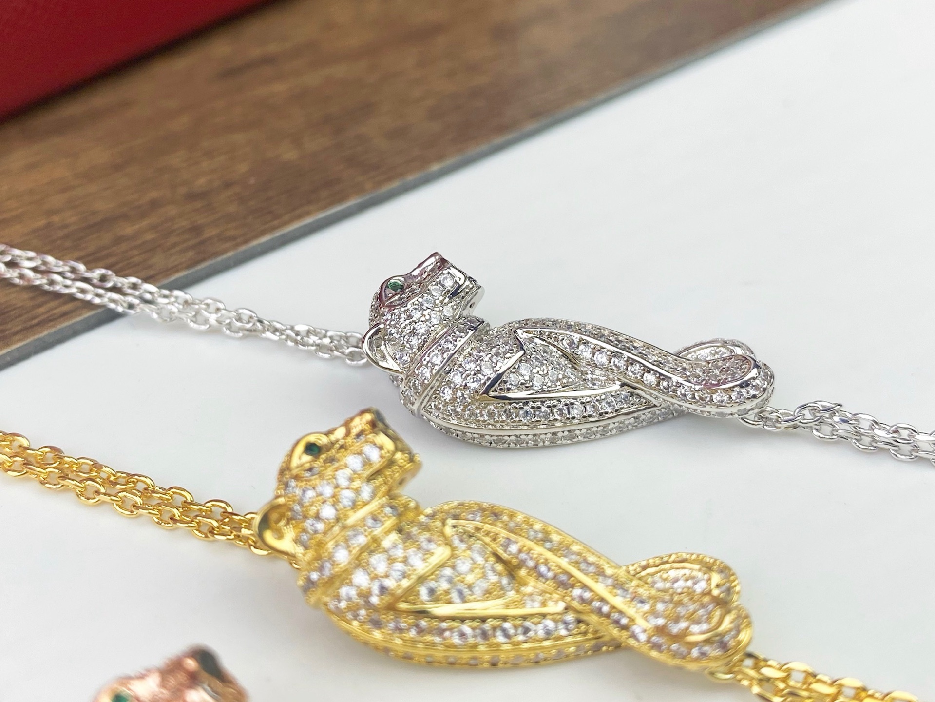 Cartier Cartier 卡地亚豹子满钻