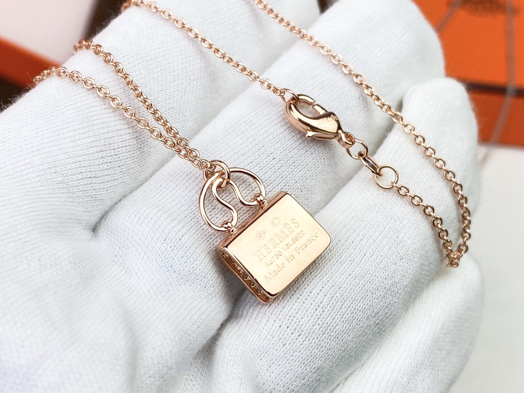 Hermès 爱马仕H包包项链 爱马仕 满钻包包 项链
