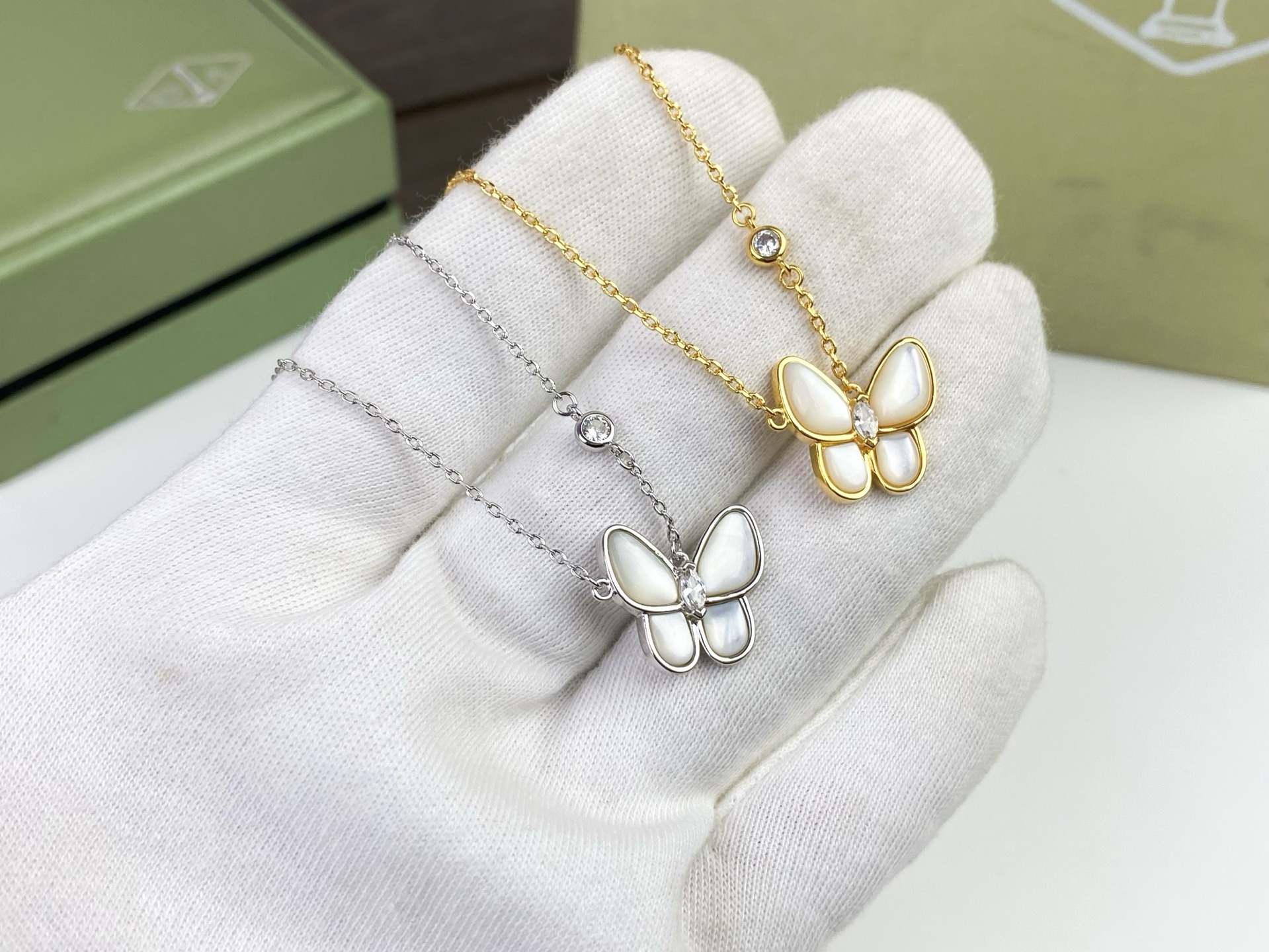 🦋VCA梵克雅宝白贝蝴蝶项链🌸 P