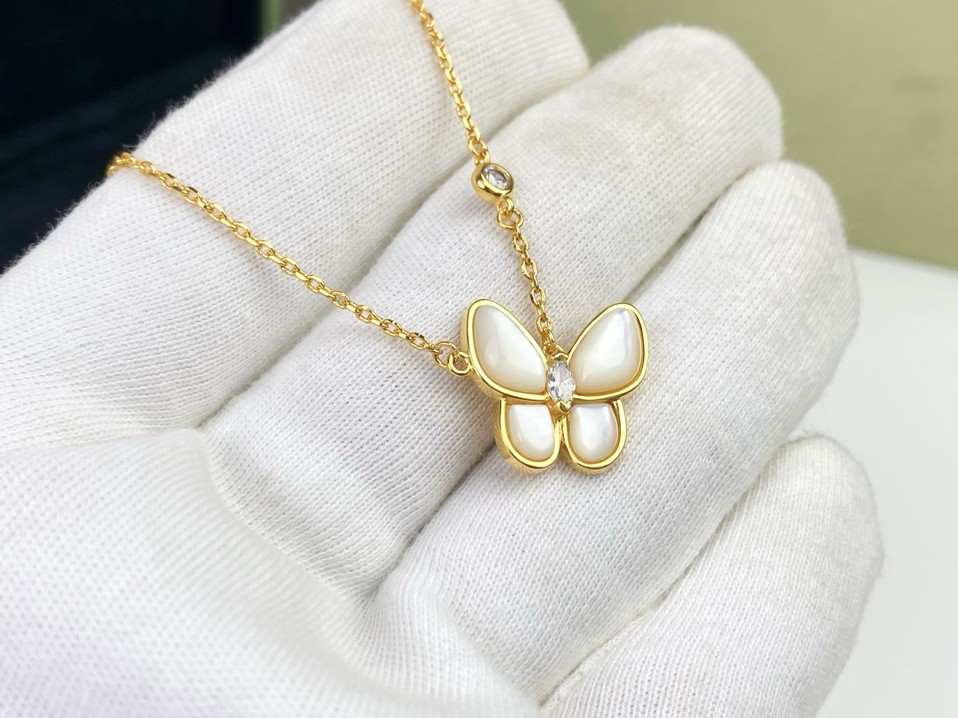 🦋VCA梵克雅宝白贝蝴蝶项链🌸 P