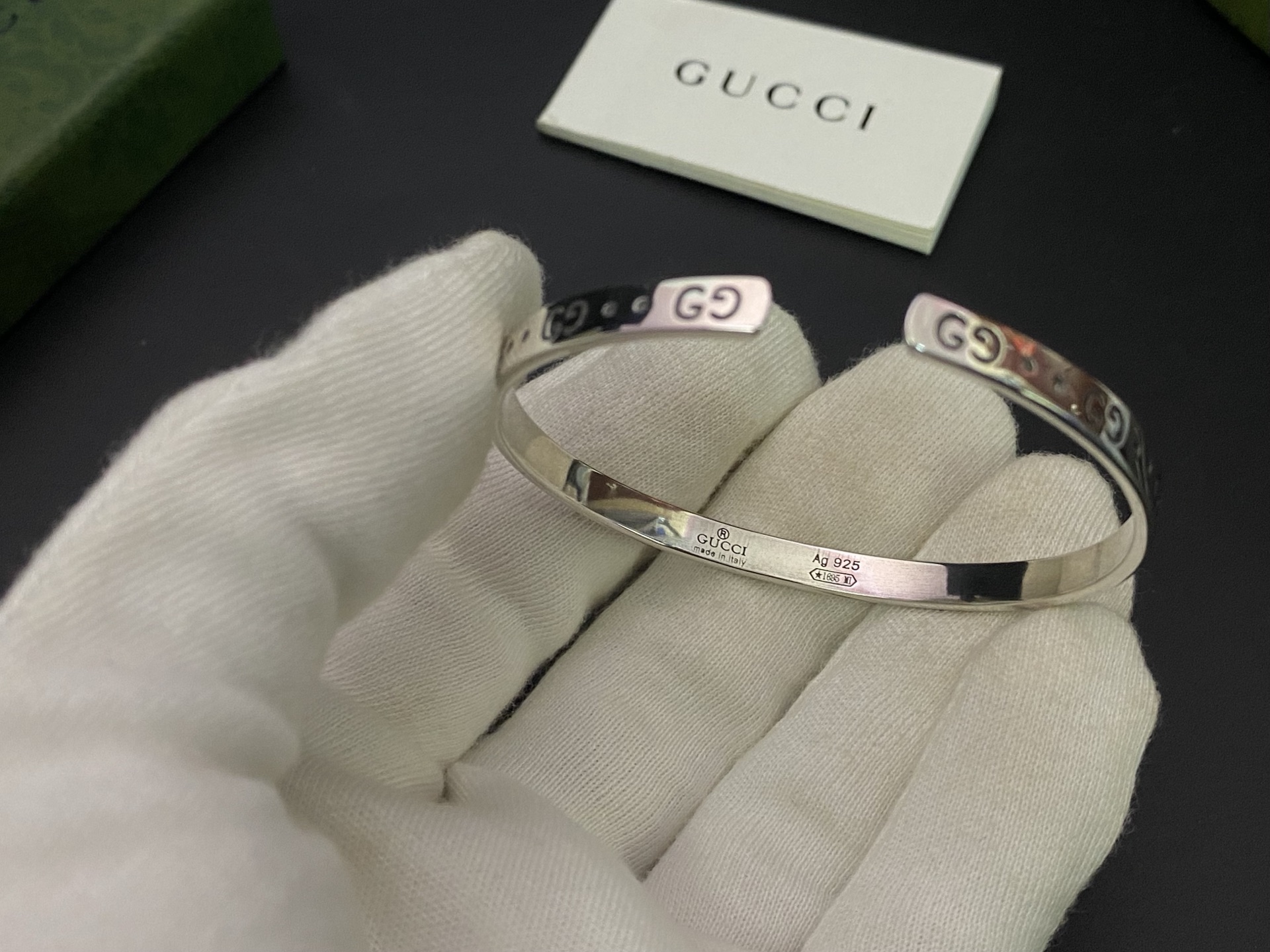 GUCCI古奇。复古小精灵双G细开口手镯😍😍P