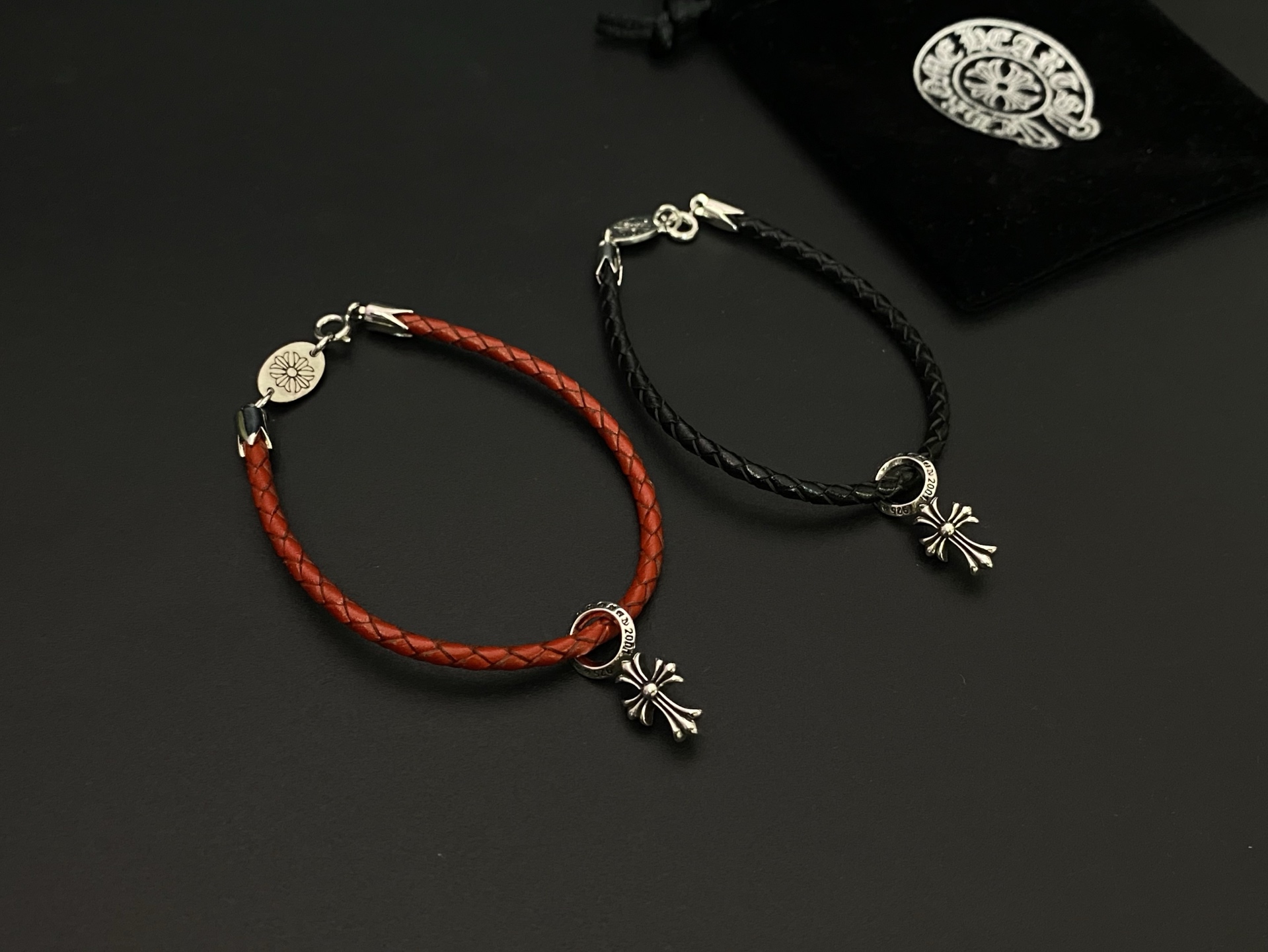 Chrome He@rts 克罗心皮绳手链[色]～世界顶级潮牌～高端定制复刻版本 ⚜克罗心红绳/黑绳真皮