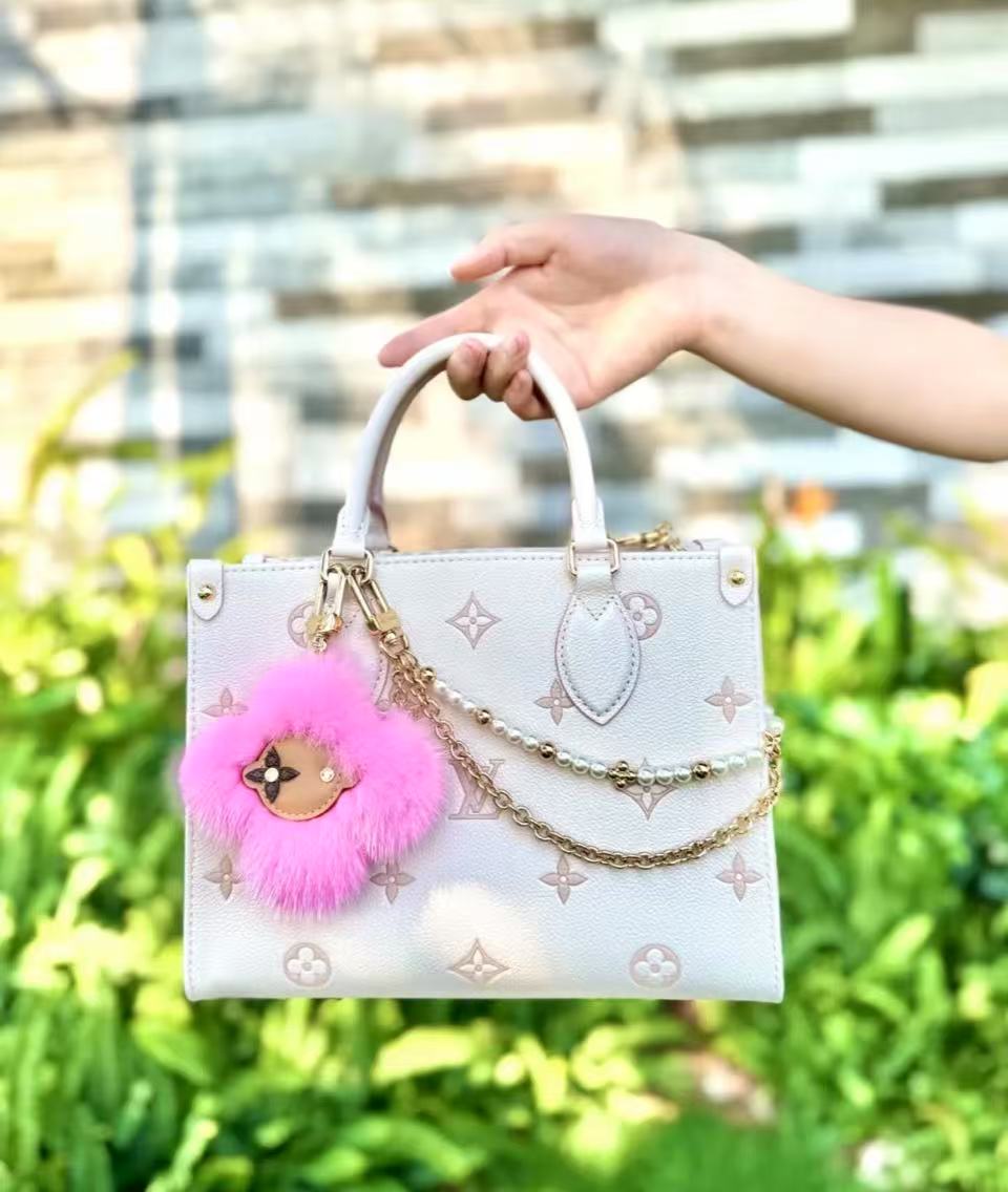 OnTheGo  手袋lv,包 2