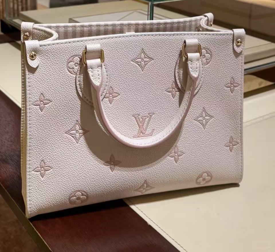 OnTheGo  手袋lv,包 3