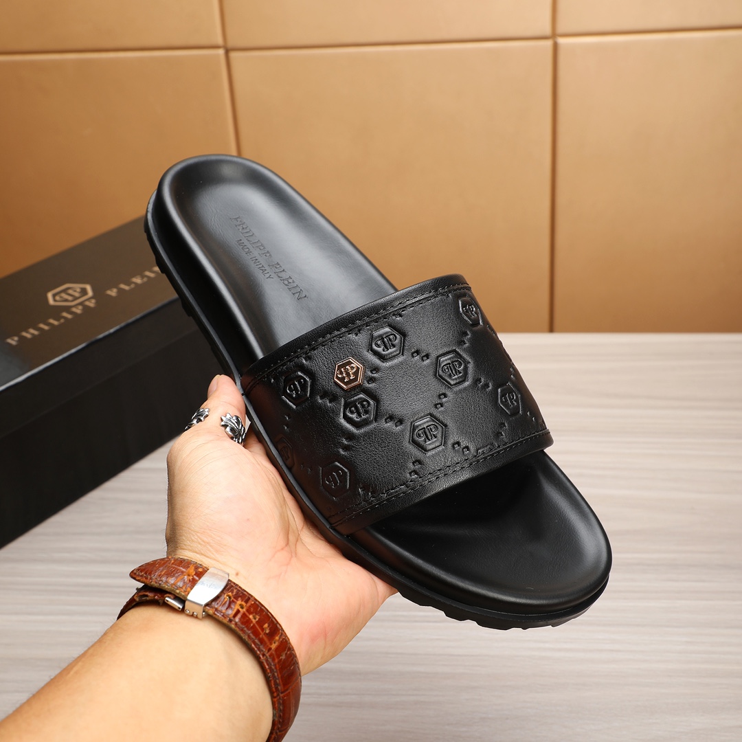 Philipp Plein Leather Slides: Premium Quality, Comfortable, and Stylish 6 i1720242461 2384 4