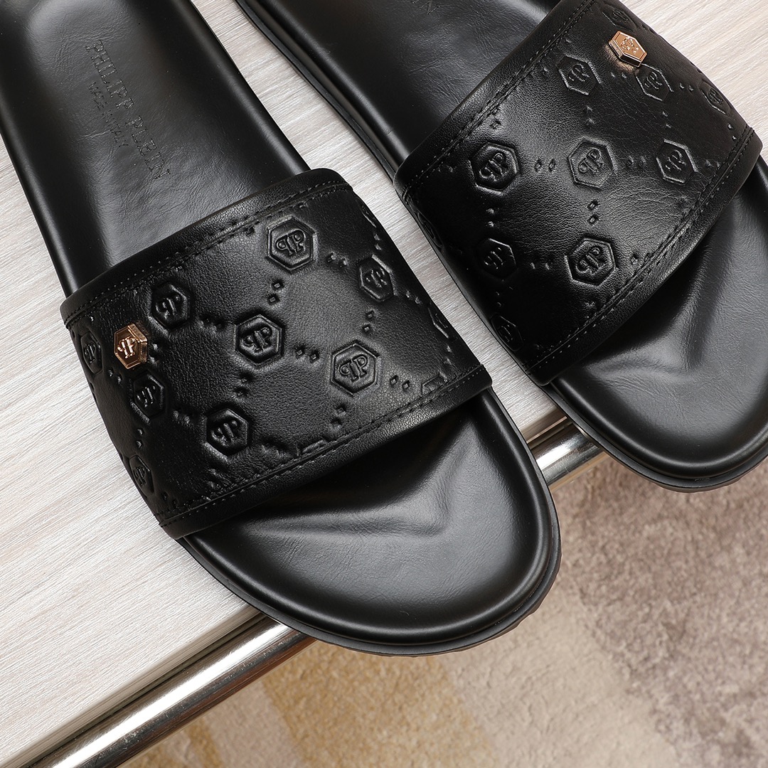 Philipp Plein Leather Slides: Premium Quality, Comfortable, and Stylish 10 i1720242461 6845 8