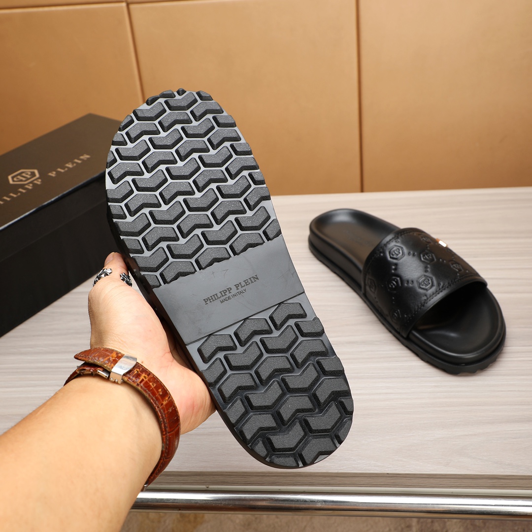 Philipp Plein Leather Slides: Premium Quality, Comfortable, and Stylish 9 i1720242461 7446 7