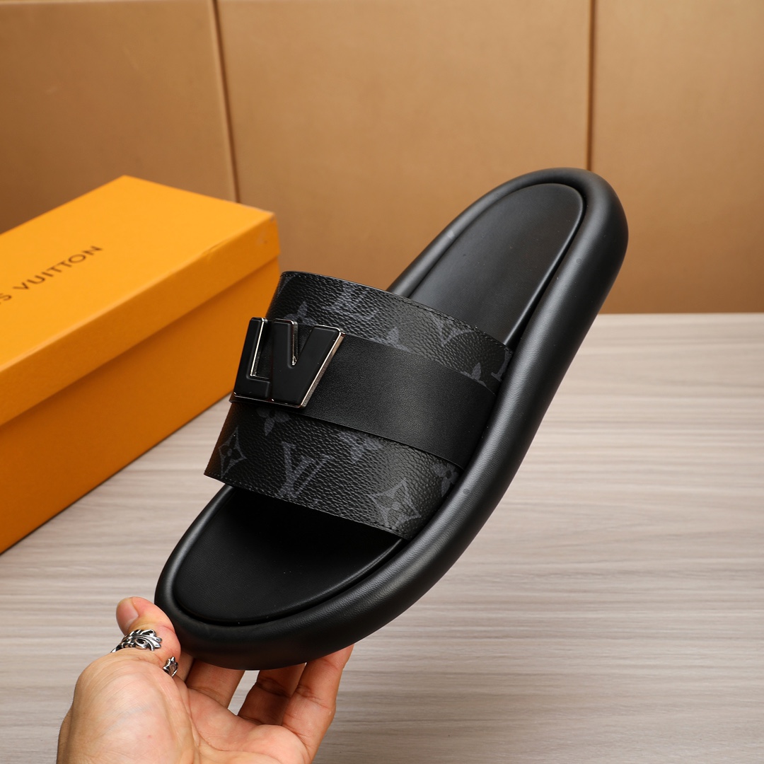 Louis Vuitton Men's Leather Flat Sandals, Fashionable and Comfortable. Size 38-46 9 i1721058117 1367 5