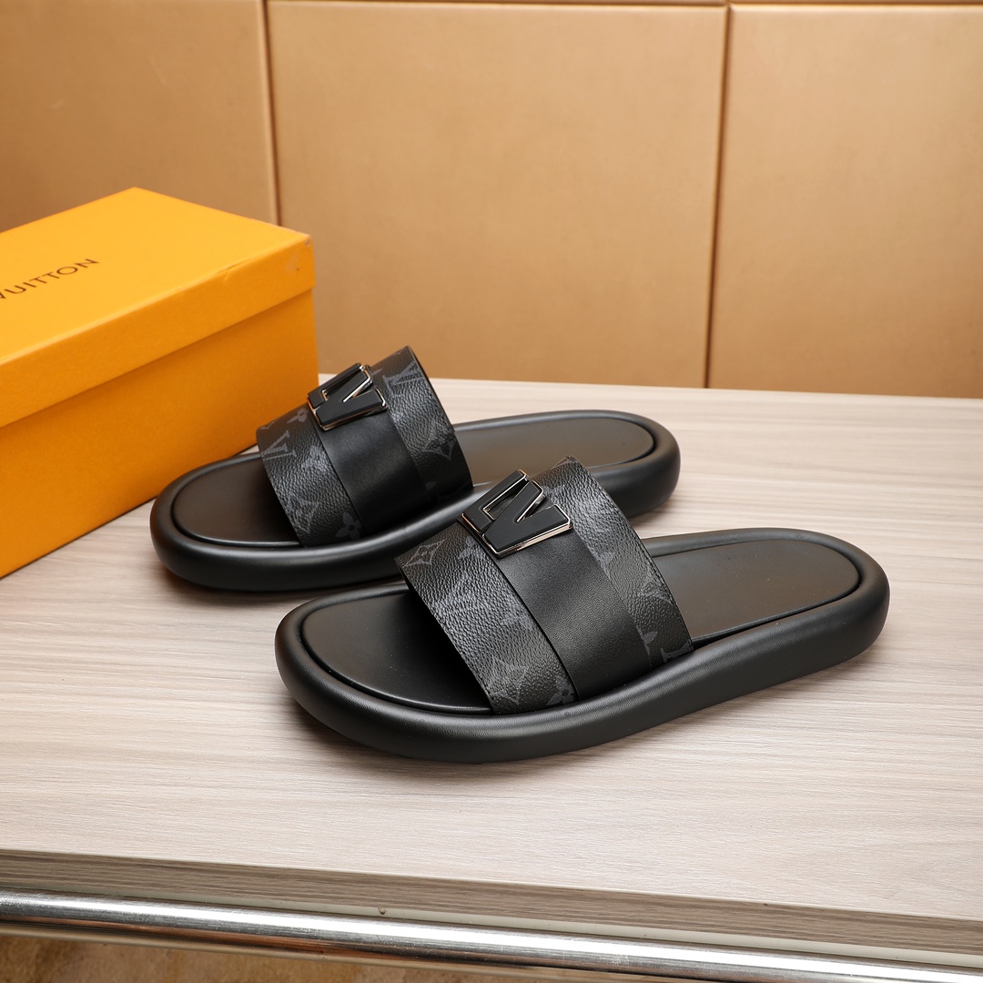 Louis Vuitton Men's Leather Flat Sandals, Fashionable and Comfortable. Size 38-46 4 i1721058117 4237 0
