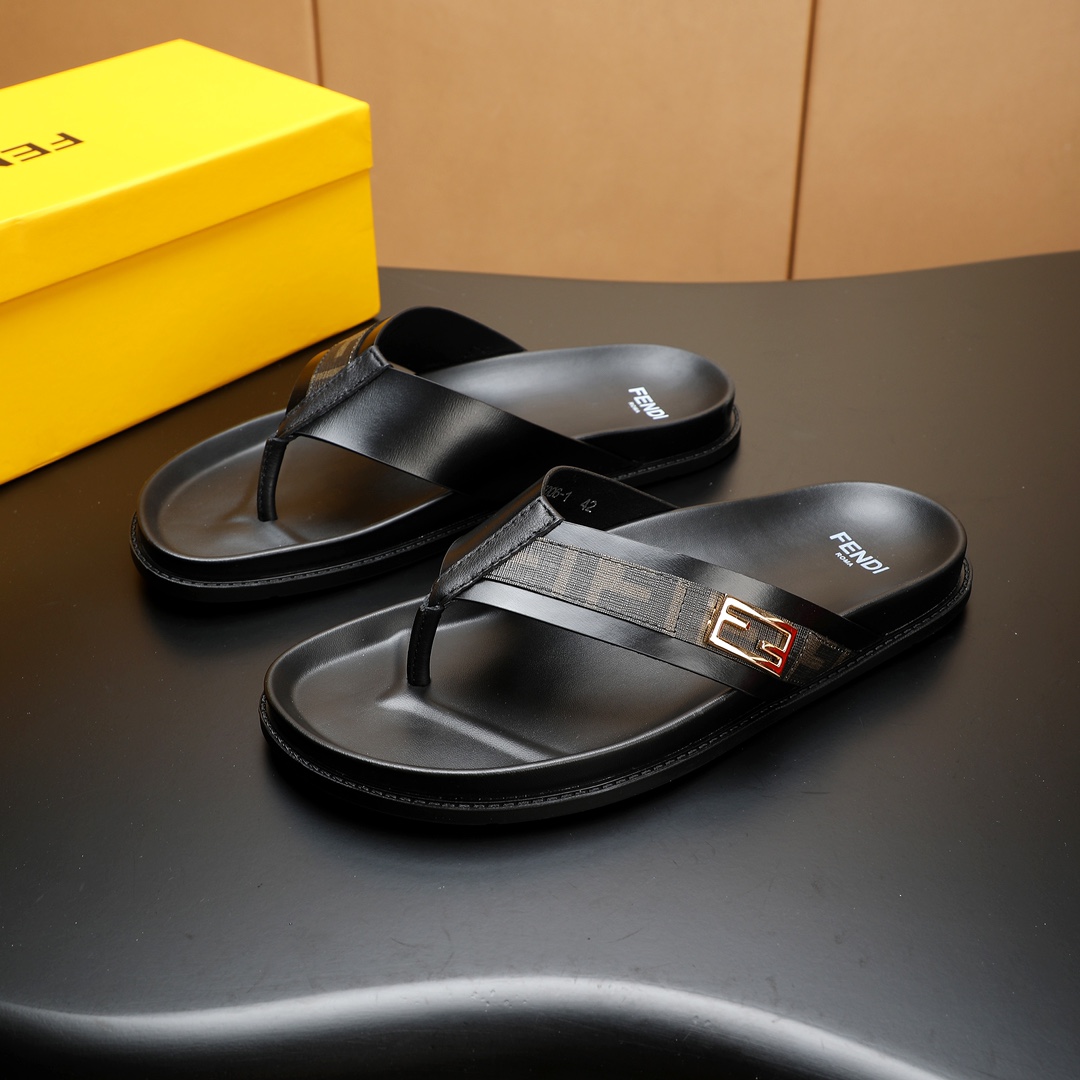Fendi Men's Leather Flip-Flops: Casual Comfort with Signature Style 4 i1723733233 9280 8