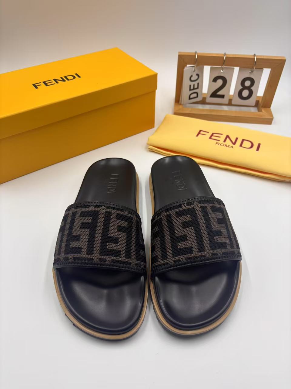 Fendi Men's FF Logo Slide Sandals | Comfortable and Stylish Summer Footwear 3 i1742745708392 6717 0 1