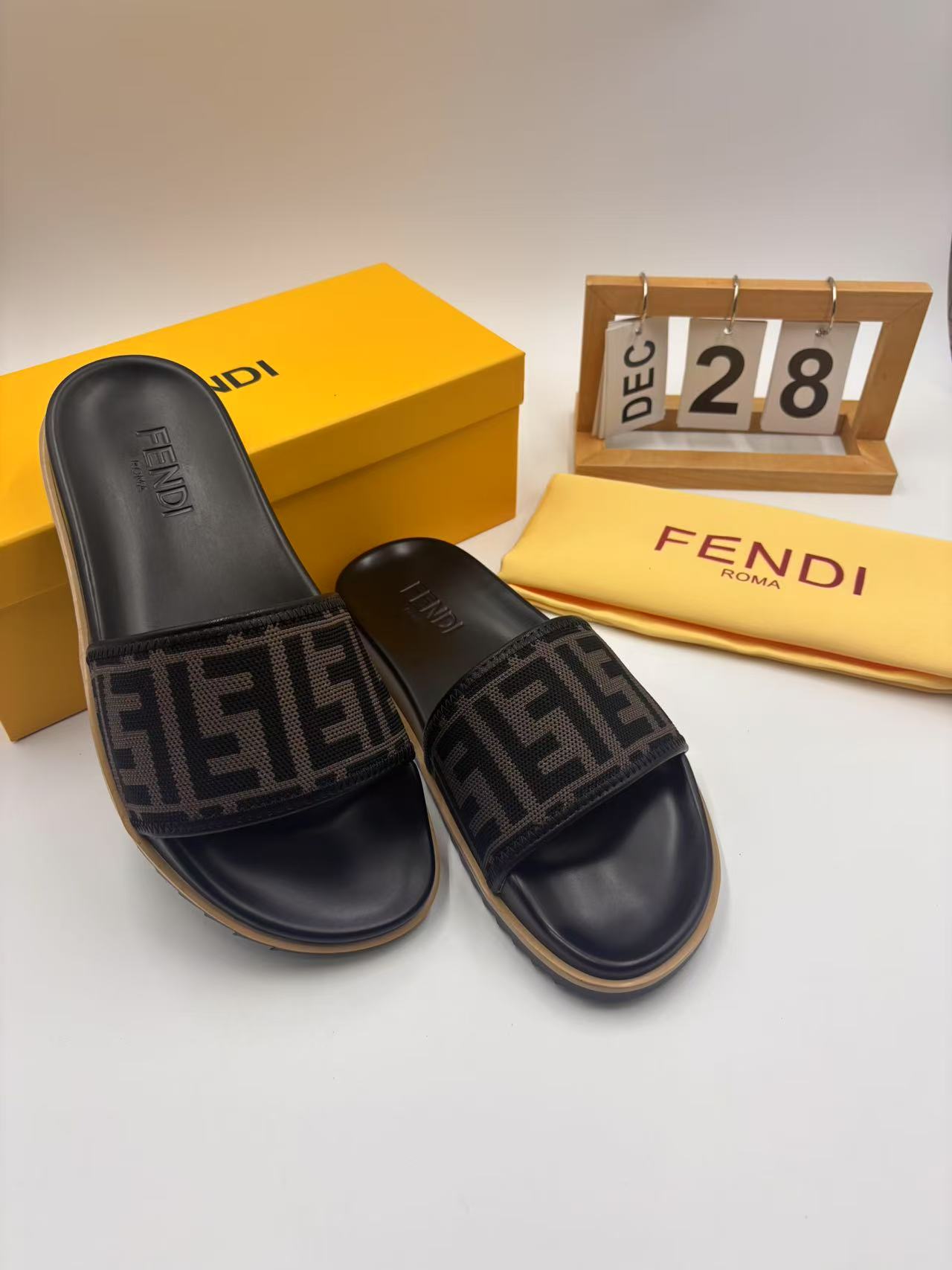 Fendi Men's FF Logo Slide Sandals | Comfortable and Stylish Summer Footwear 6 i1742745708394 4070 0 4