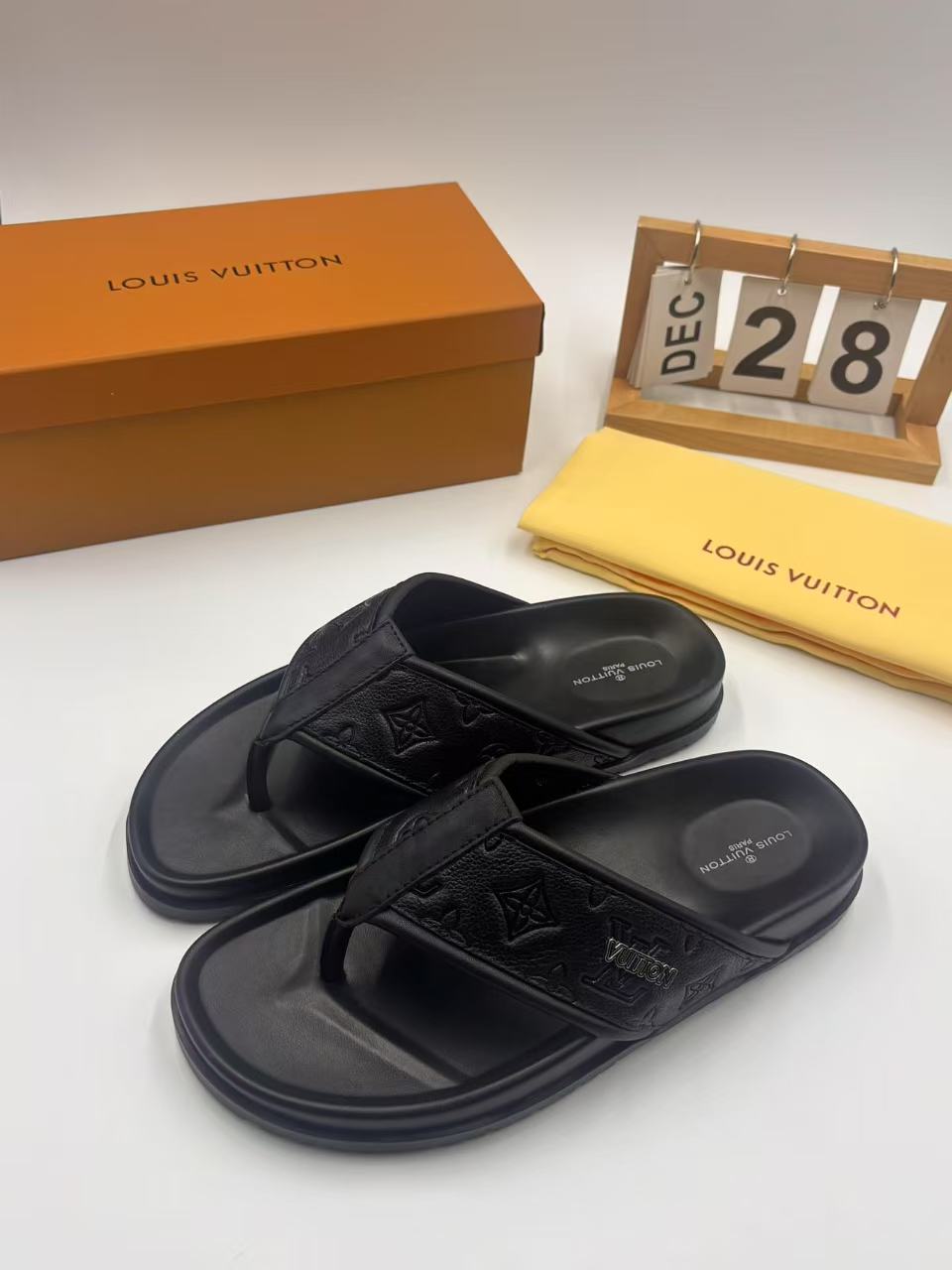 Louis Vuitton Men's Black Leather Monogram Casual Thong Sandals, Sizes 38-46 4 i1742746149038 852 0 2