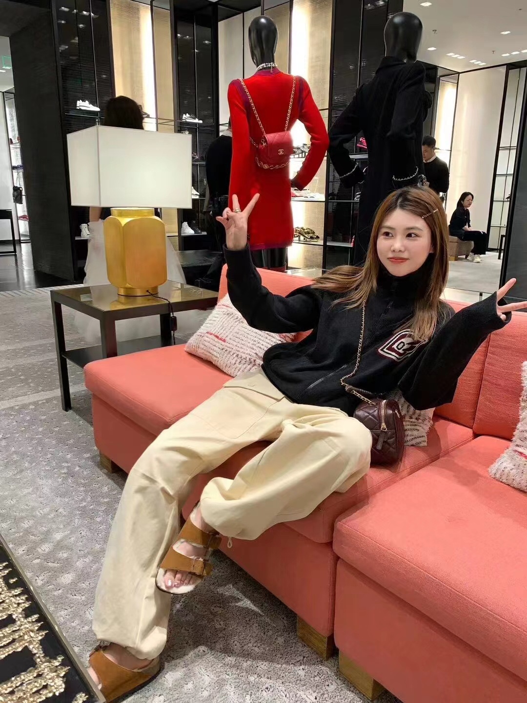 路易威登 Louis Vuitton 高定典藏名品高定成衣时装外套连衣裙衬衫T恤 #4053B1F5 3