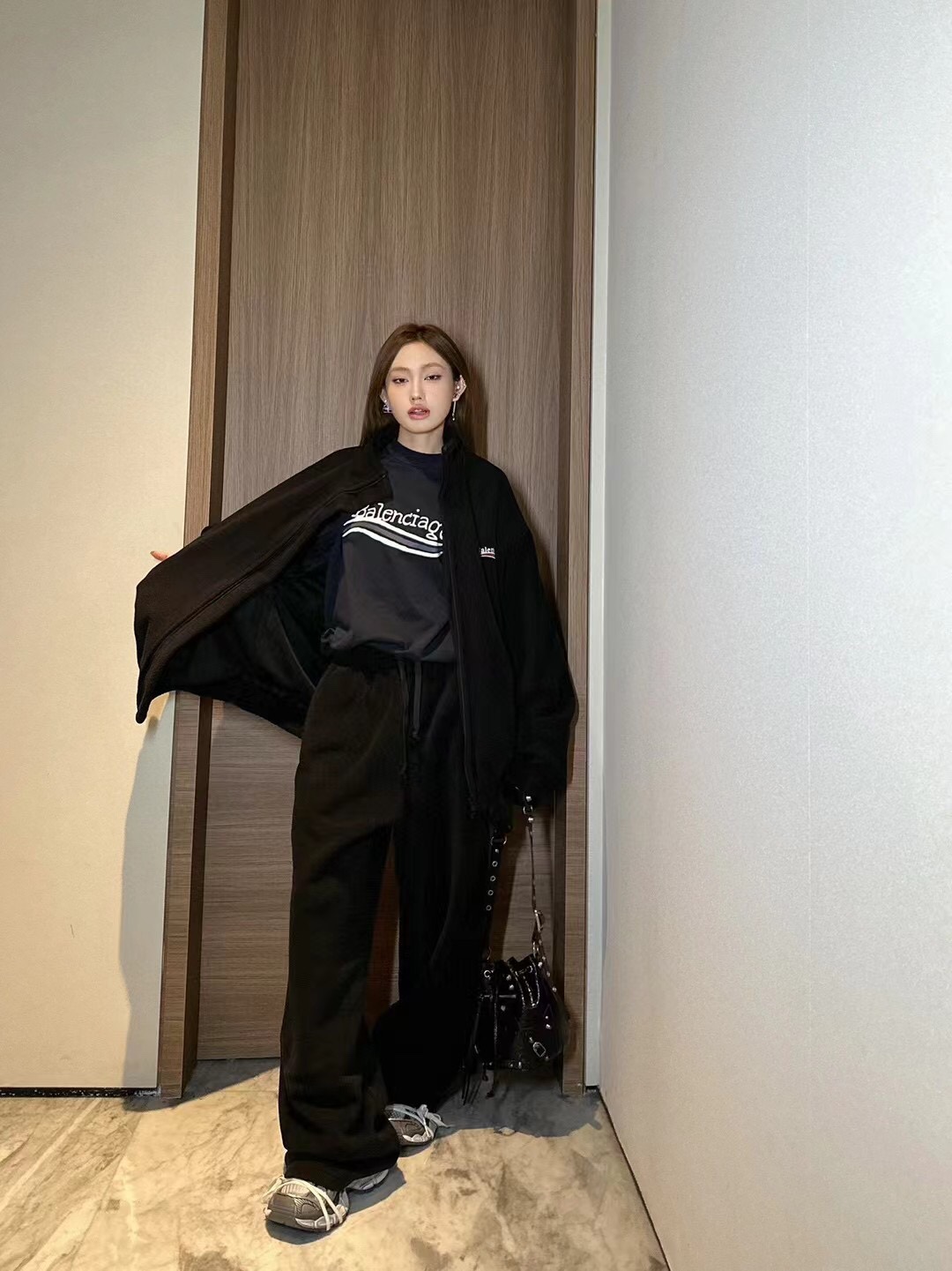 路易威登 Louis Vuitton 高定典藏名品高定成衣时装外套连衣裙衬衫T恤 #ADBDC113 2