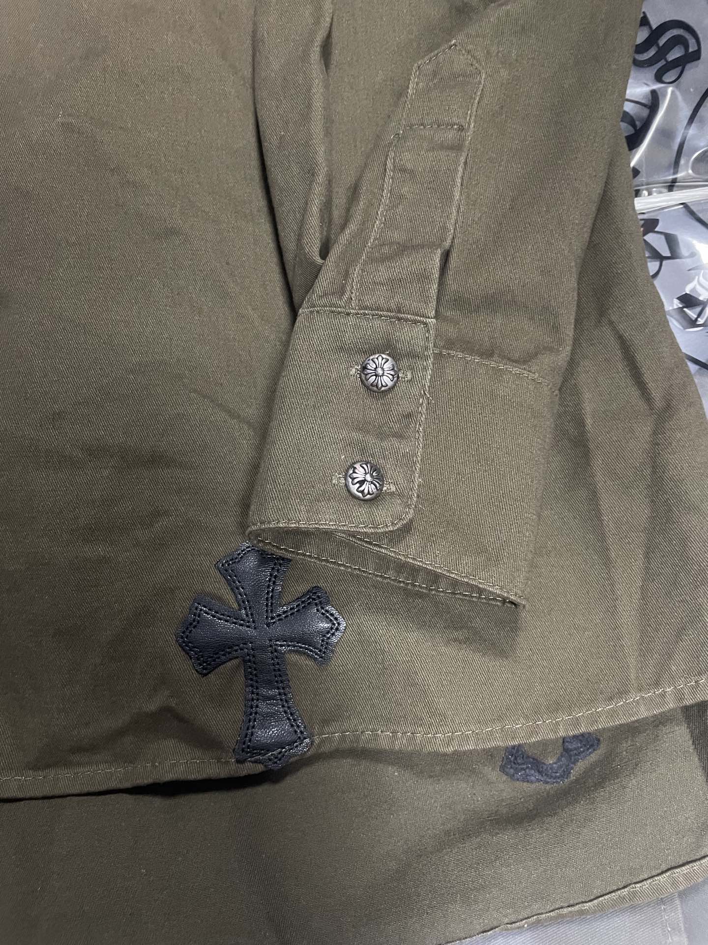 路易威登 Louis Vuitton 高定典藏名品高定成衣时装外套连衣裙衬衫T恤 #0DF0DD77 5