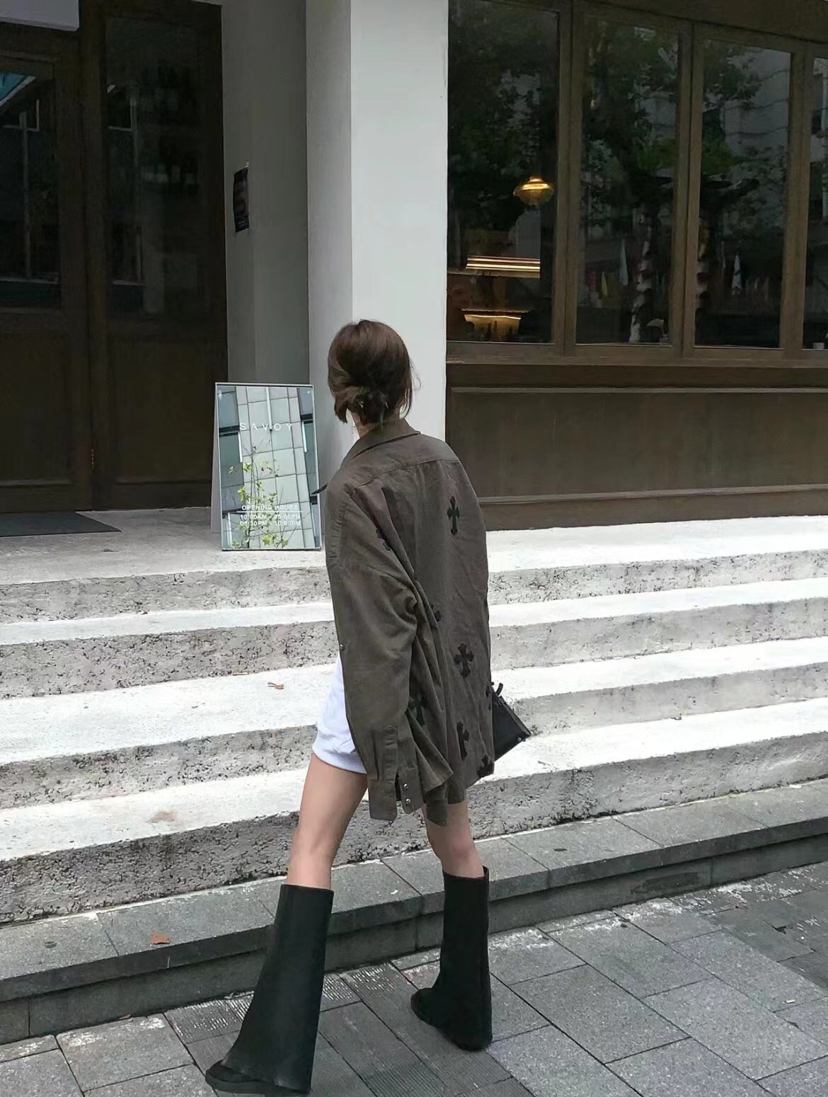 路易威登 Louis Vuitton 高定典藏名品高定成衣时装外套连衣裙衬衫T恤 #DF137D52 4