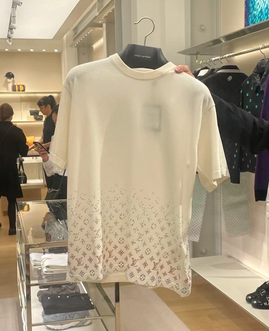 Louis Vuitton Crystal Jersey Tee - Crew Neck, Short Sleeve, Unisex Design 4 i1743341715276 2950 0 3