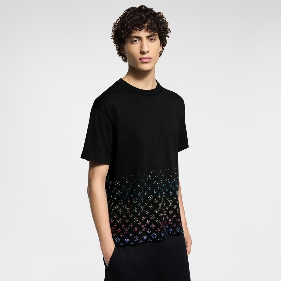 Louis Vuitton Crystal Jersey Tee - 2025SS Rhinestone Knit Short Sleeve 2 i1743342411742 533 0 1