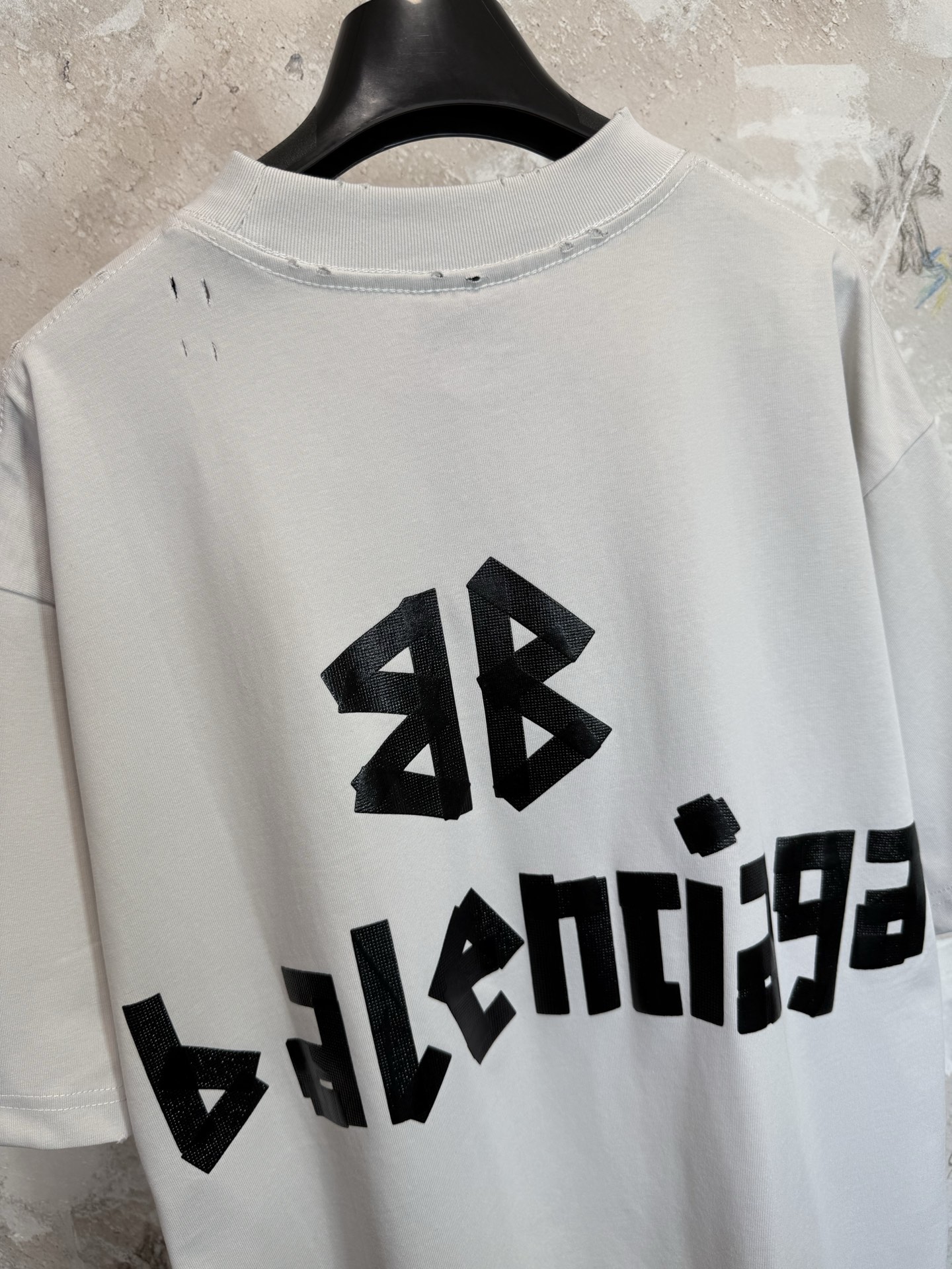 발렌시아가 커스텀 염색 컬러 워시 테이프 반팔 티셔츠 26SS 이미지 8