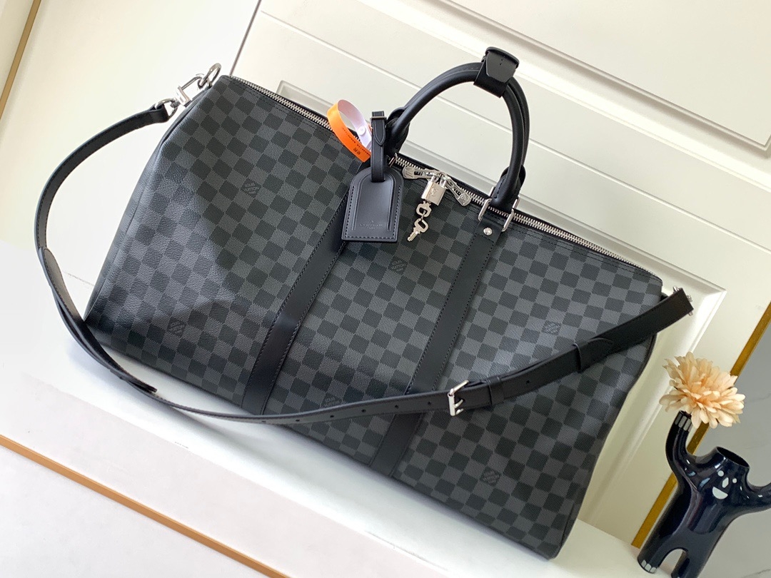 Louis Vuitton AAAAA+
 Handbags Crossbody & Shoulder Bags Travel Bags Black Grid Men n41416