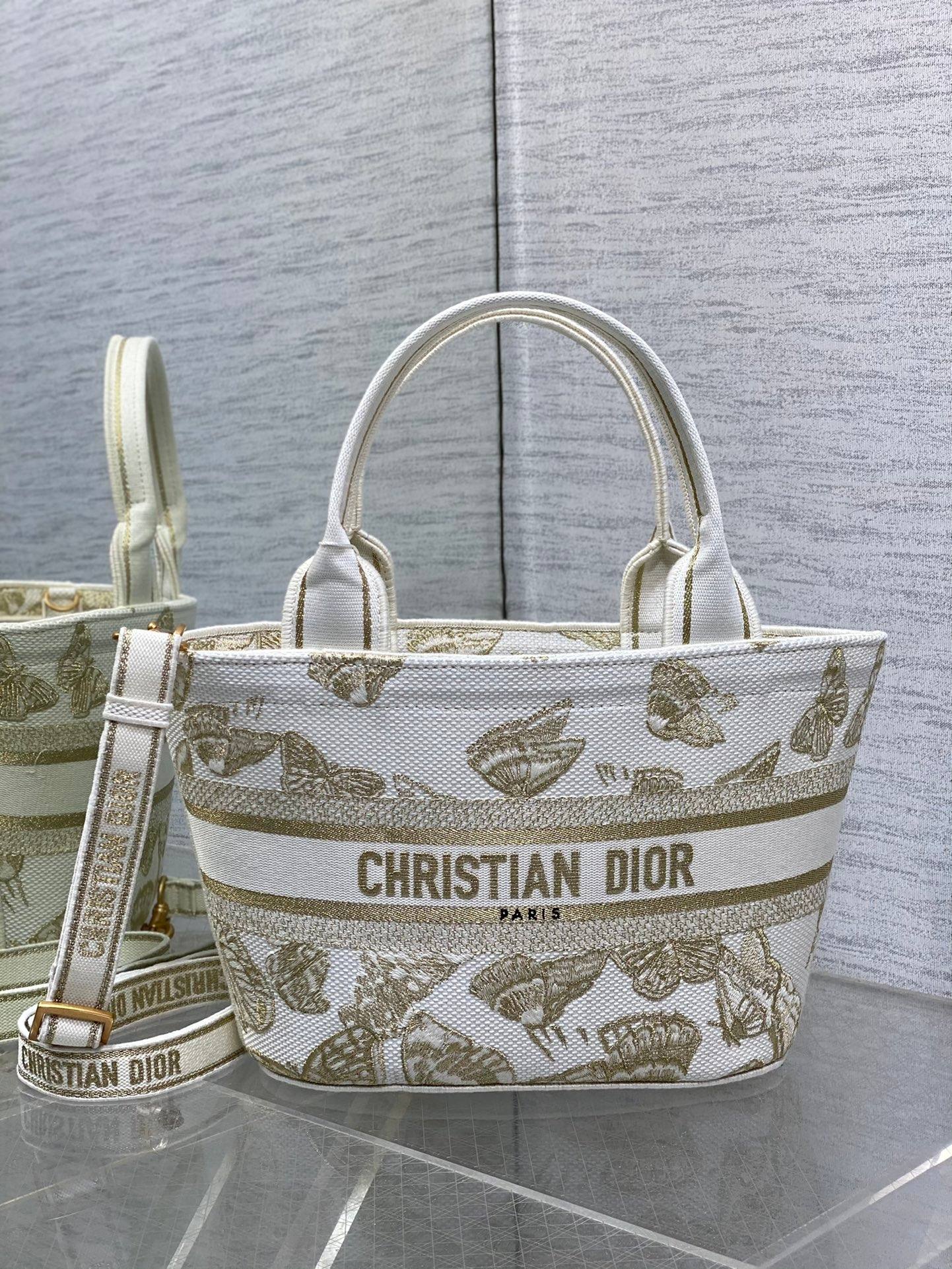 Dior mirror quality
 Bags Handbags Gold Embroidery Winter Collection