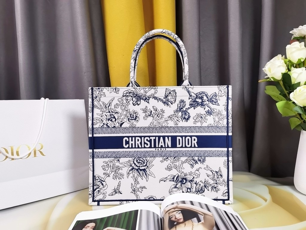 What’s the best to buy replica
 Dior Book Tote Handbags Tote Bags Blue White Embroidery